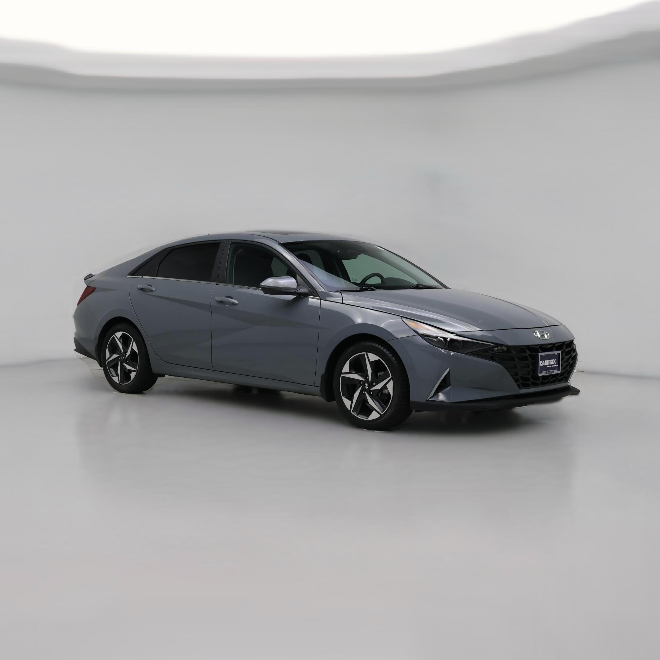 Thumbnail: 2022 Hyundai Elantra - 1