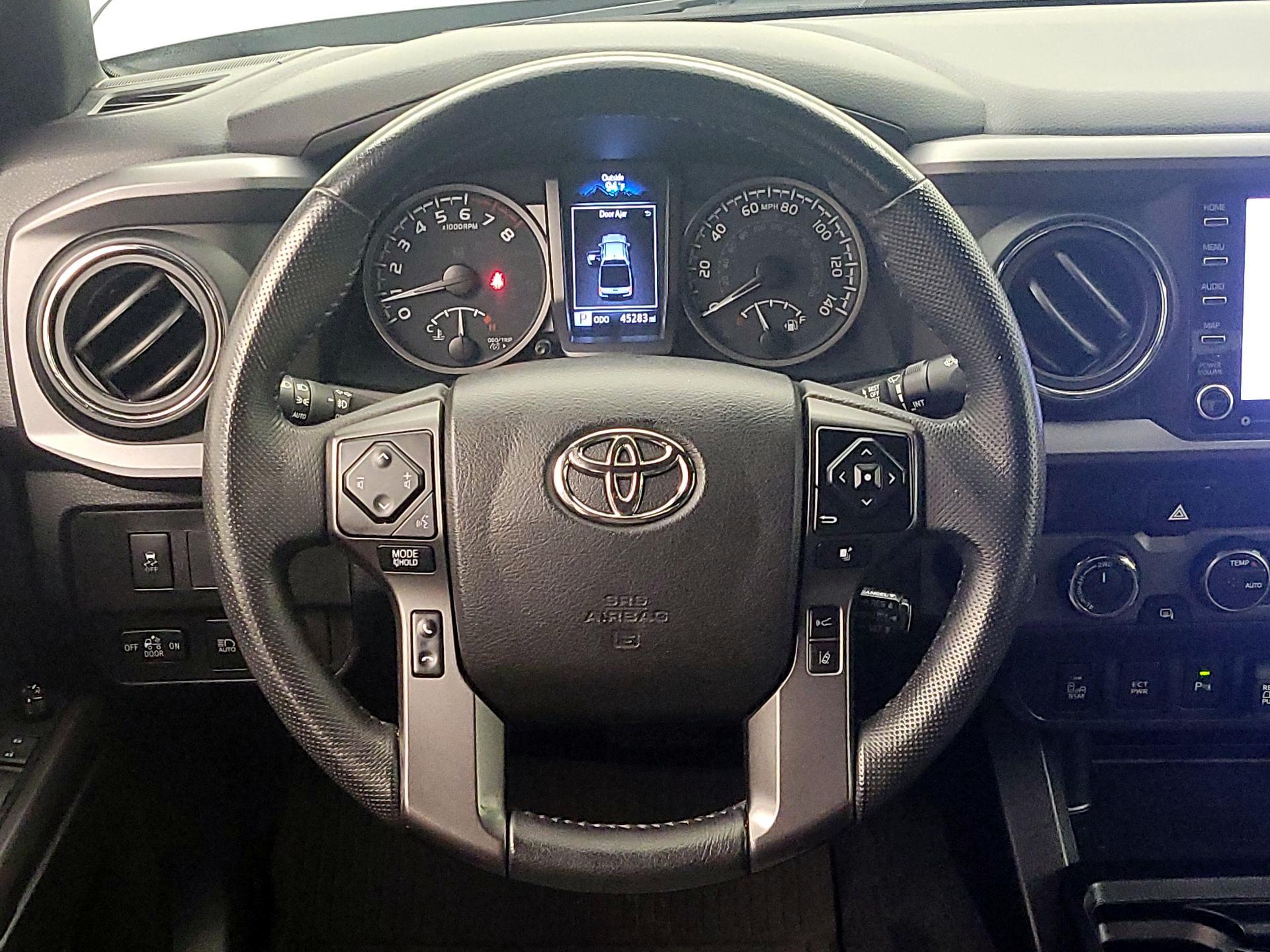 Thumbnail: 2021 Toyota Tacoma - 10