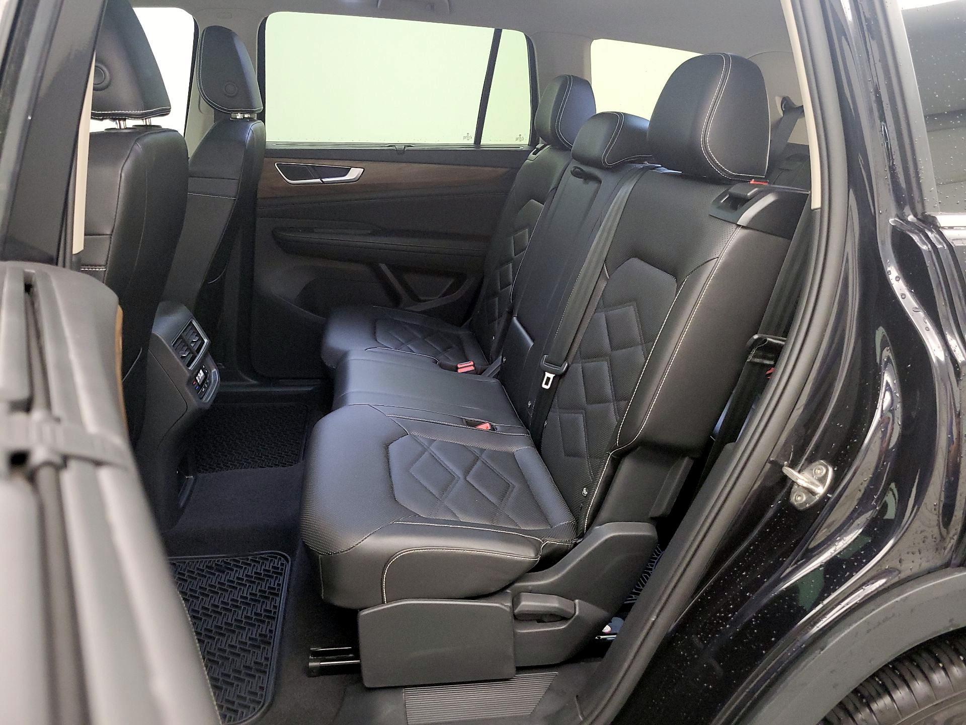 Thumbnail: 2024 Volkswagen Atlas - 20