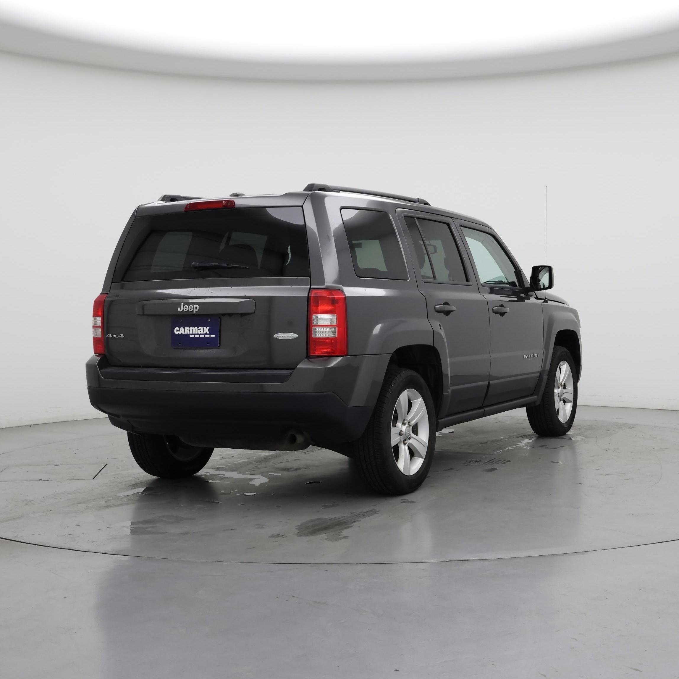 Thumbnail: 2016 Jeep Patriot - 8