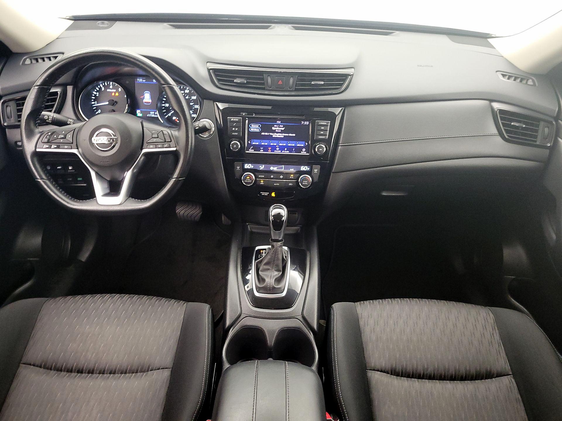 Thumbnail: 2020 Nissan Rogue - 9