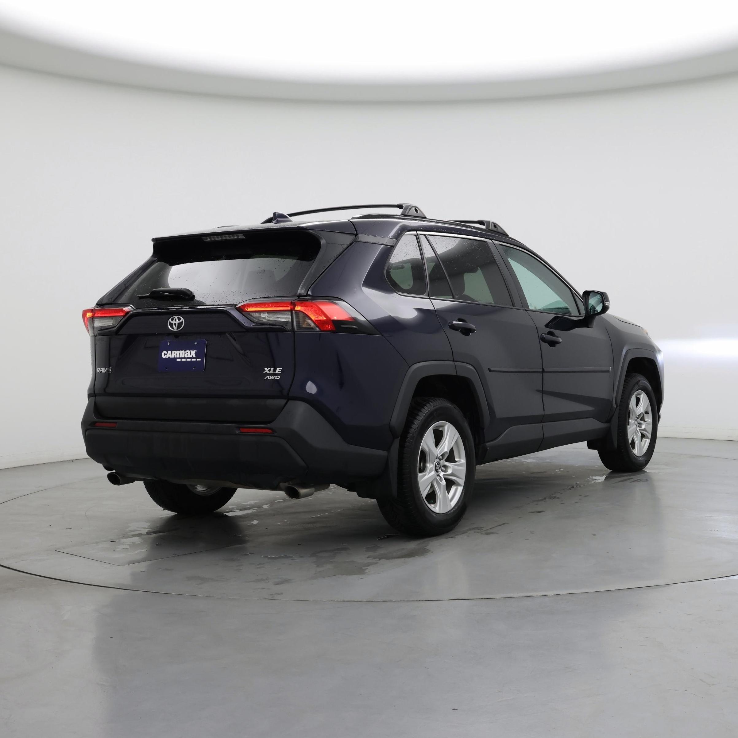 Thumbnail: 2020 Toyota RAV4 - 8