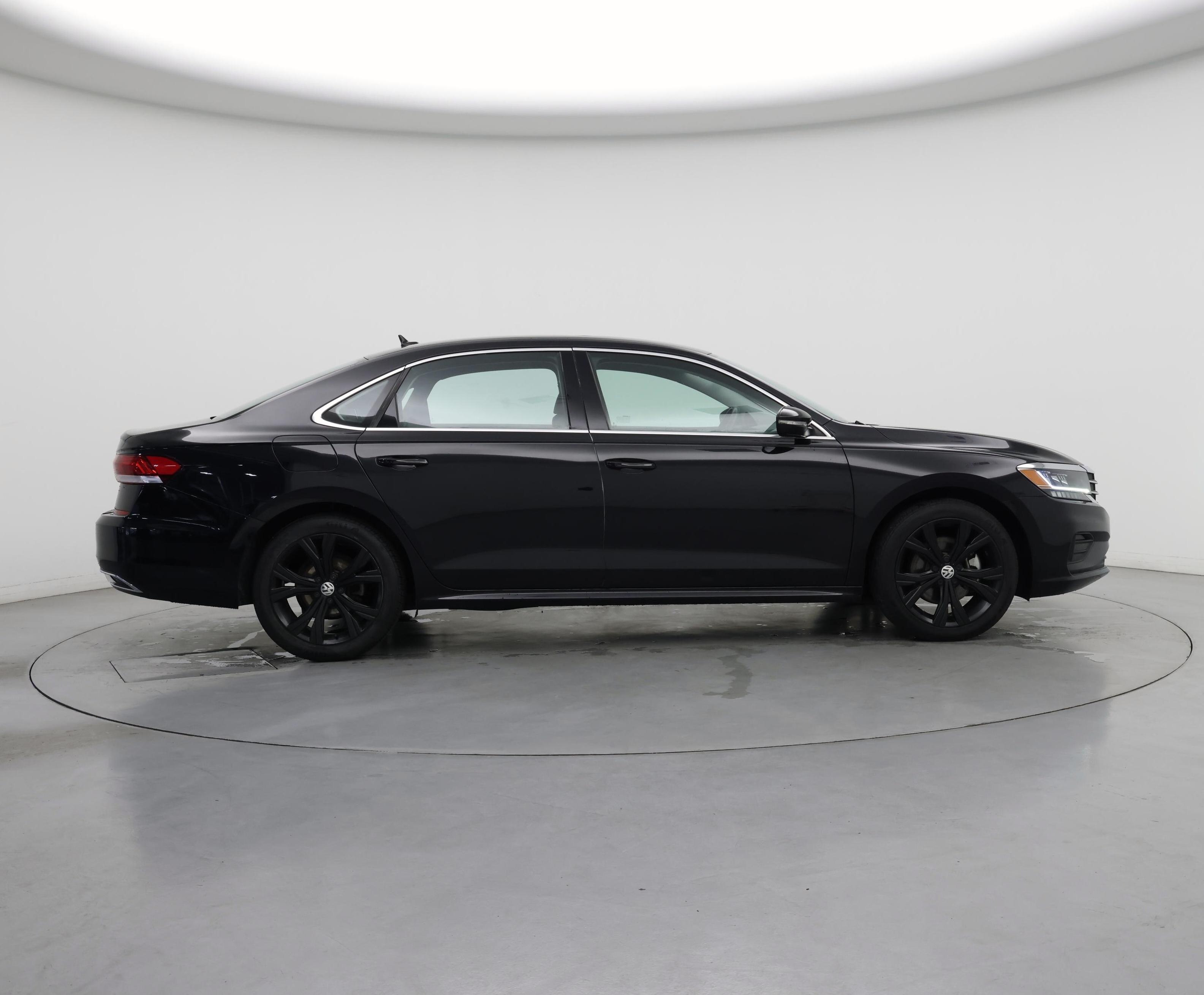 Thumbnail: 2022 Volkswagen Passat - 7