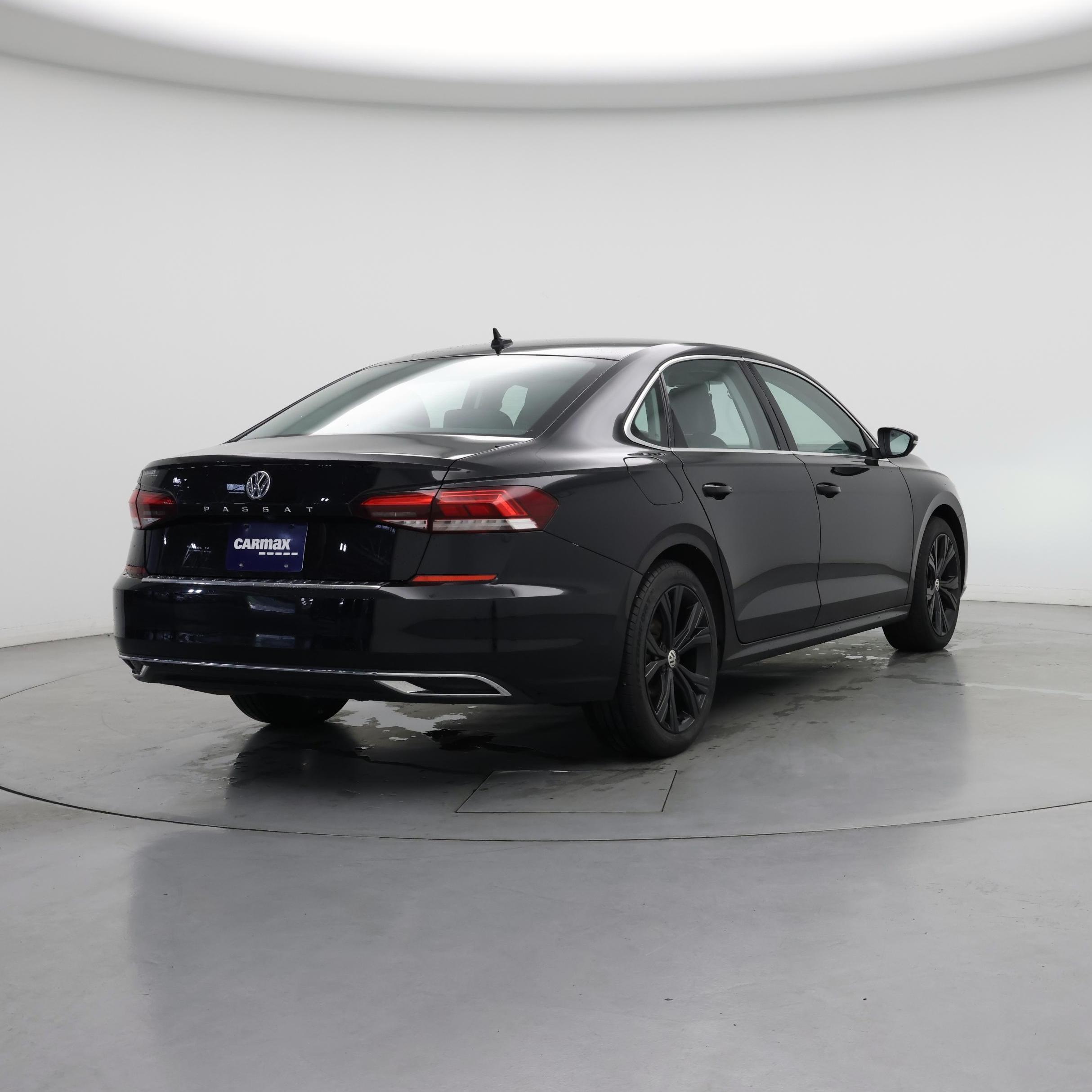 Thumbnail: 2022 Volkswagen Passat - 8