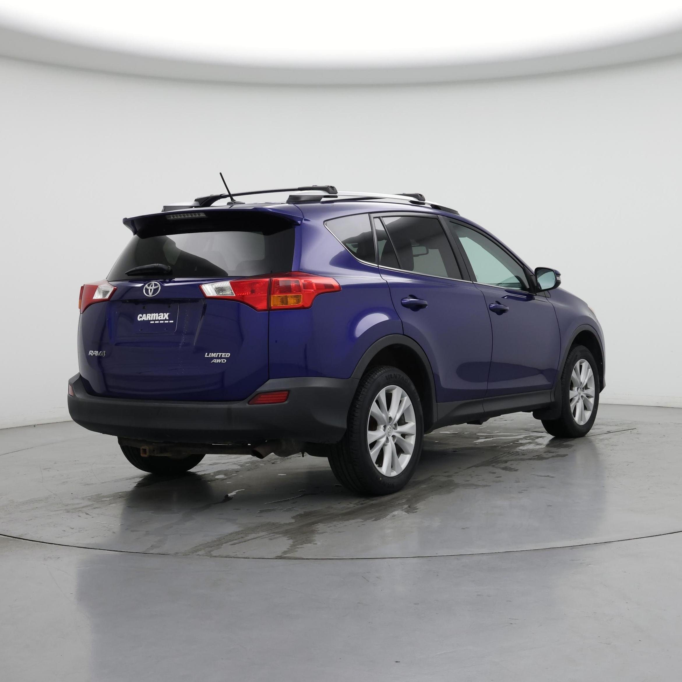 Thumbnail: 2015 Toyota RAV4 - 8