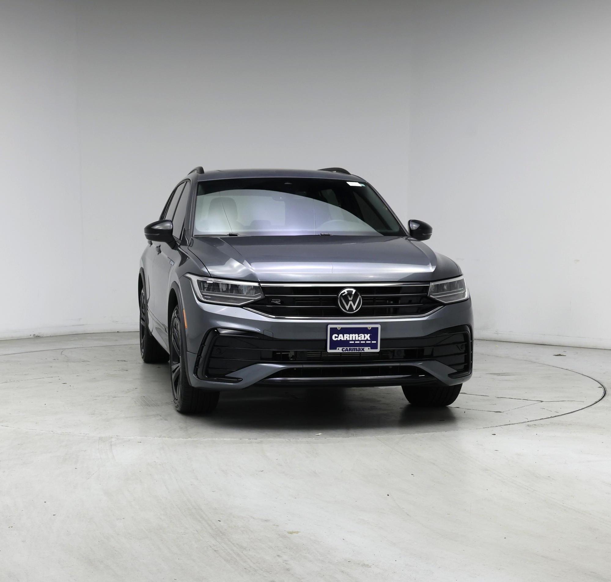 Thumbnail: 2023 Volkswagen Tiguan - 5