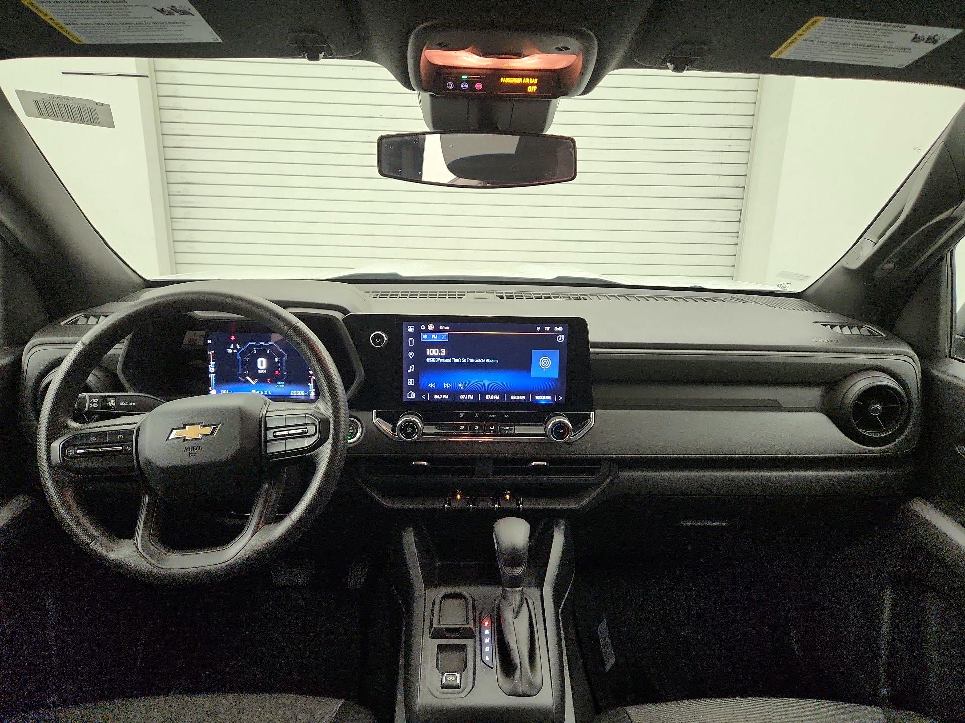 Thumbnail: 2023 Chevrolet Colorado - 9