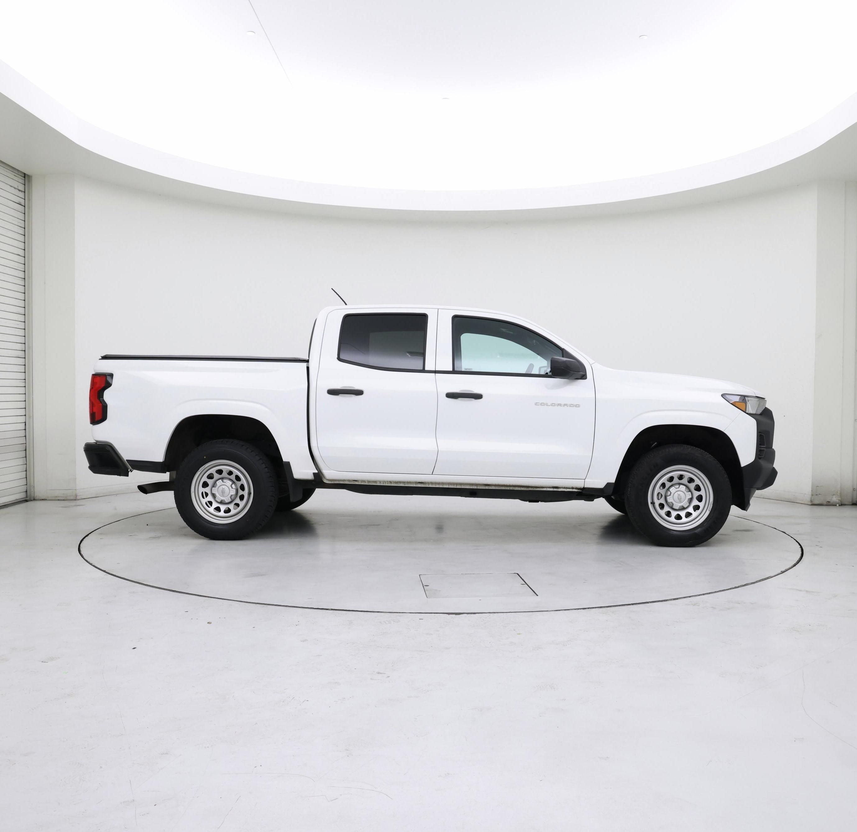 Thumbnail: 2023 Chevrolet Colorado - 7