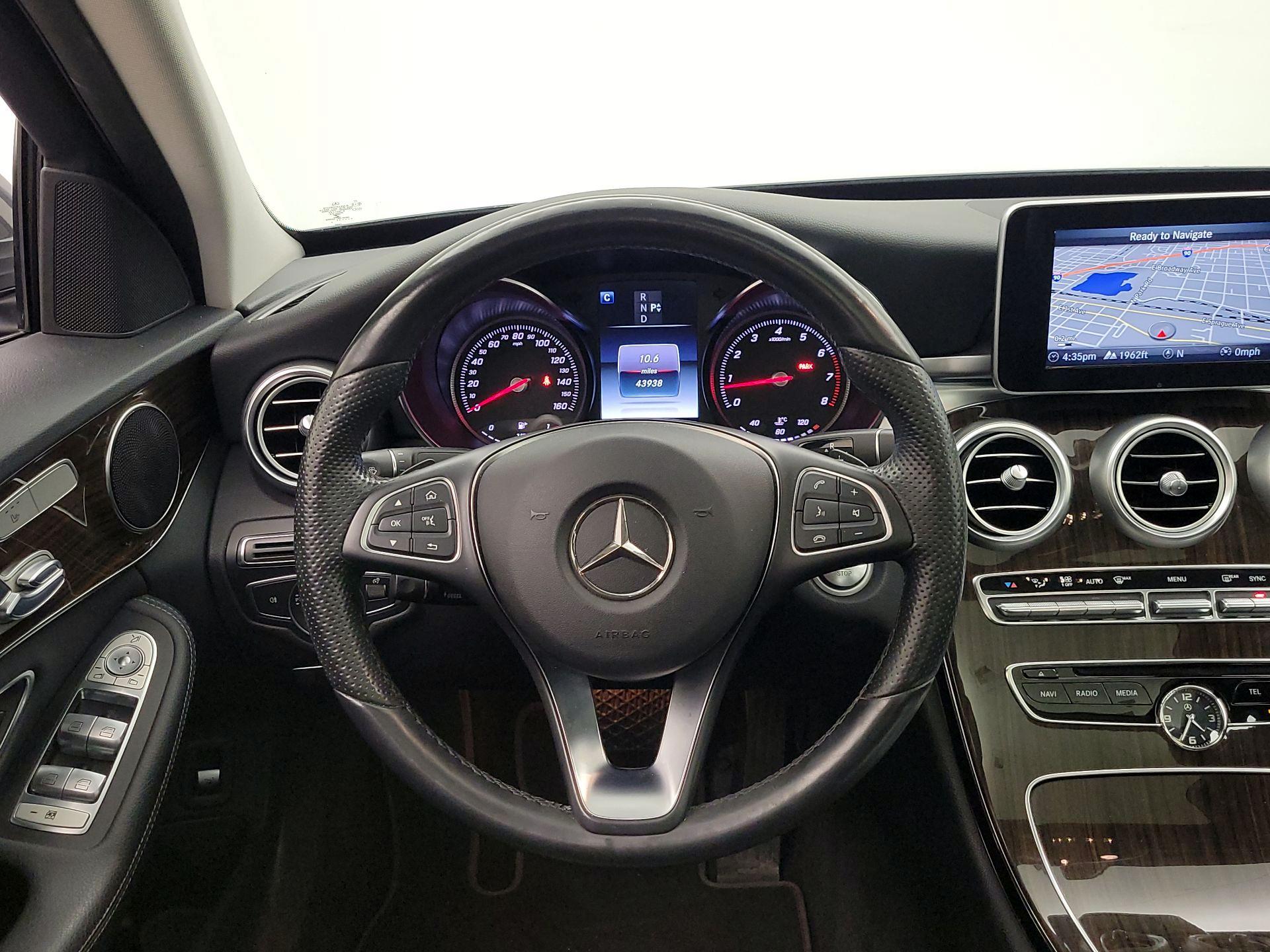 Thumbnail: 2017 Mercedes-Benz C-Class - 10