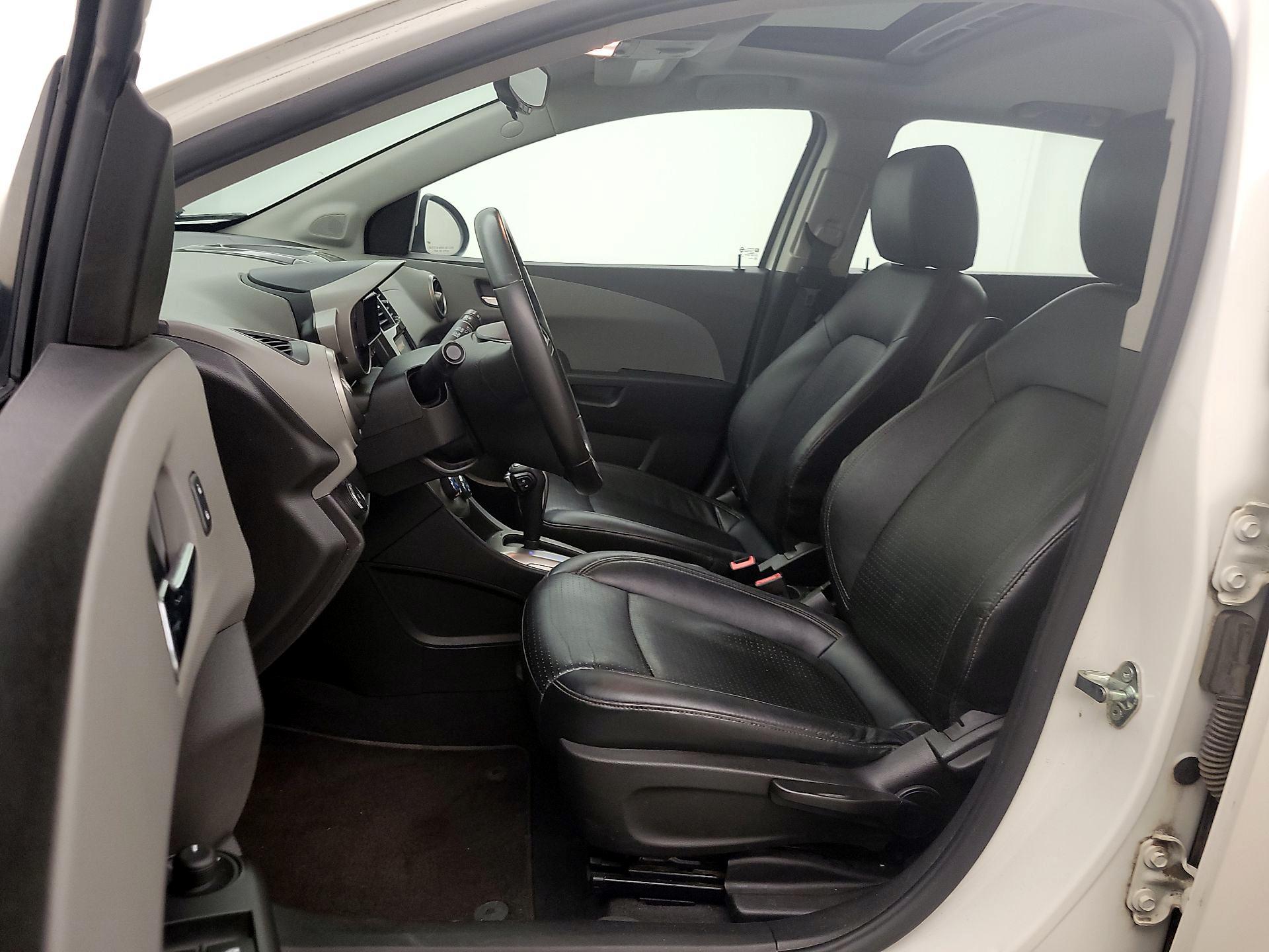 Thumbnail: 2015 Chevrolet Sonic - 11