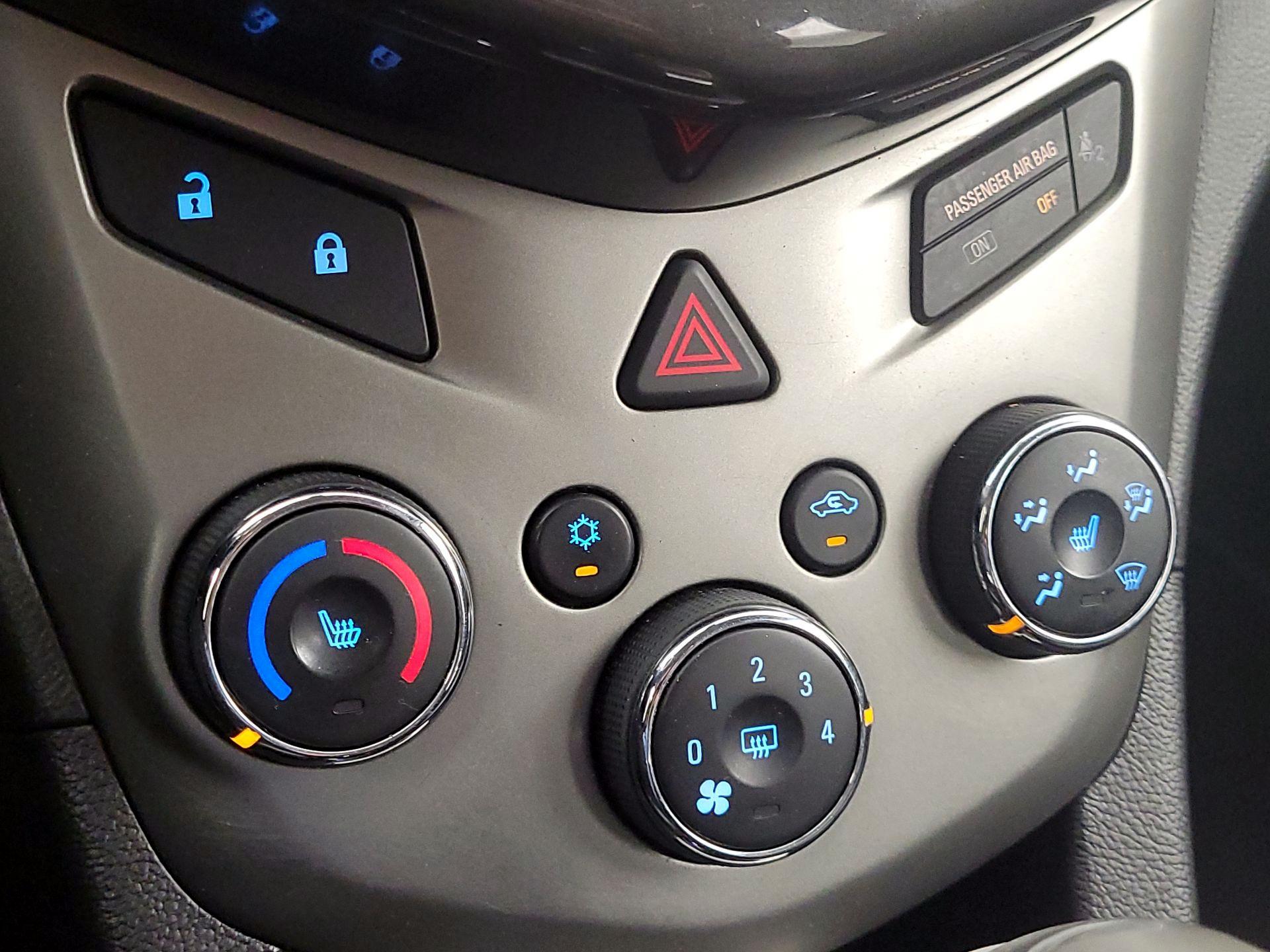 Thumbnail: 2015 Chevrolet Sonic - 16