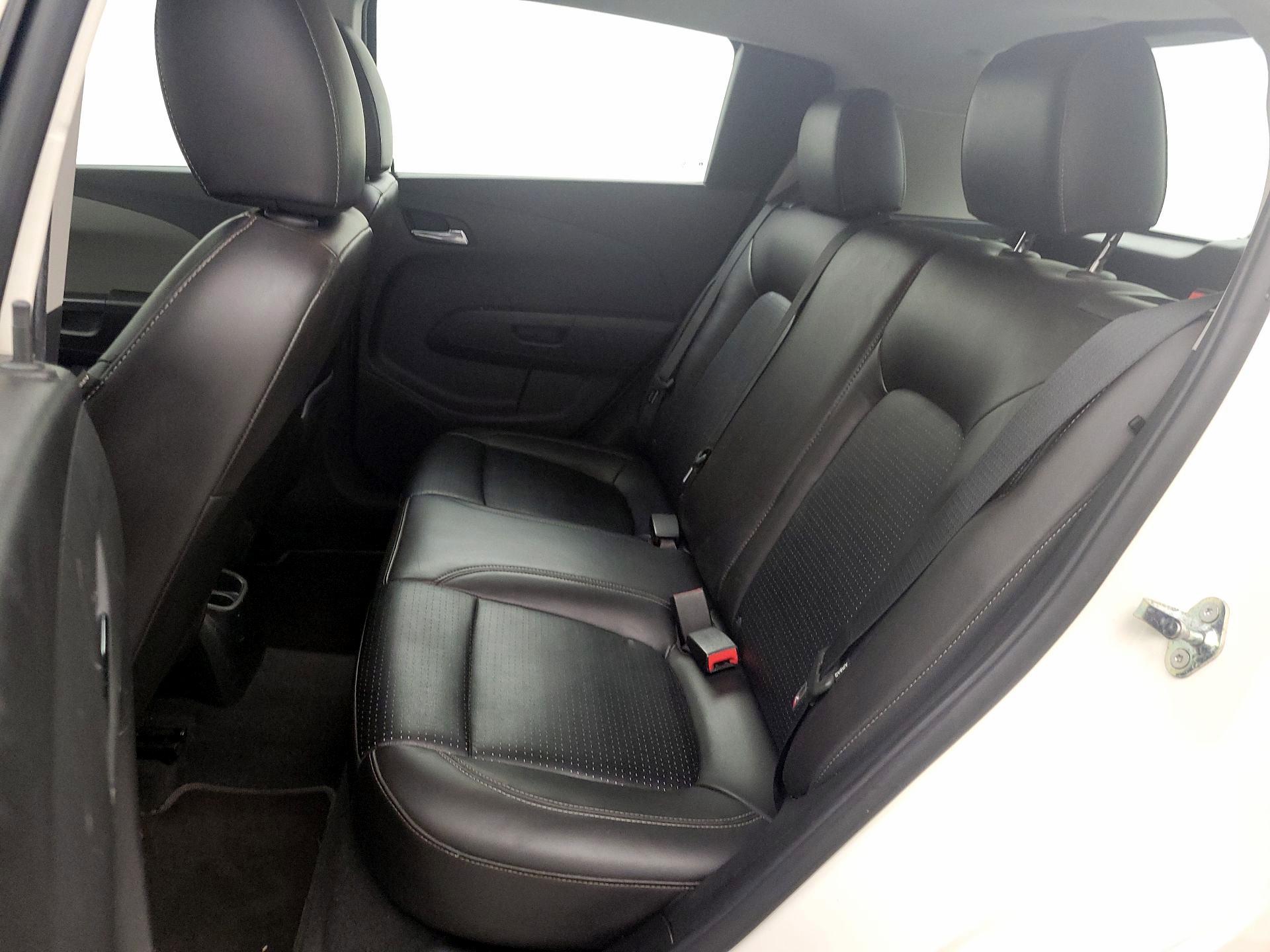 Thumbnail: 2015 Chevrolet Sonic - 19