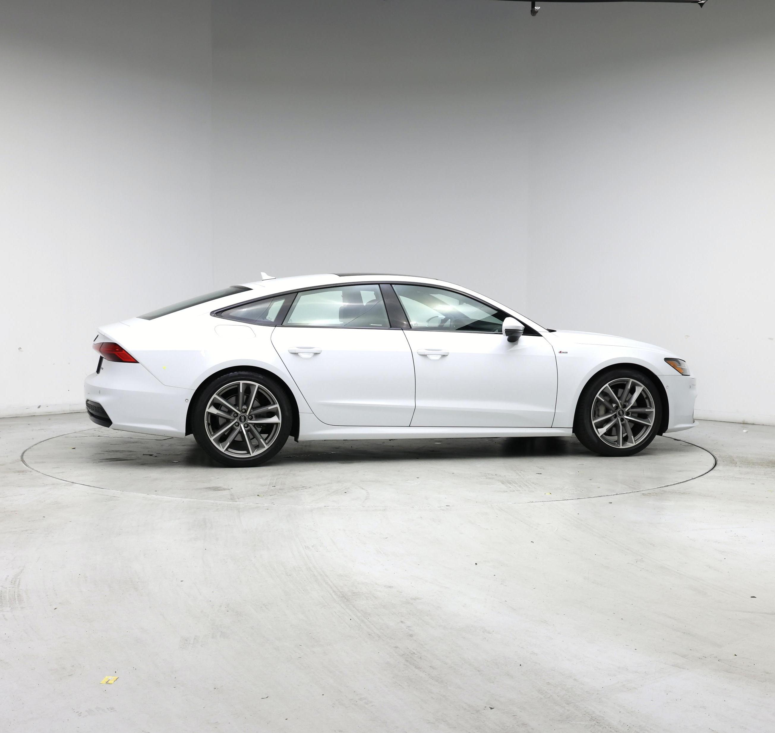 Thumbnail: 2021 Audi A7 - 7