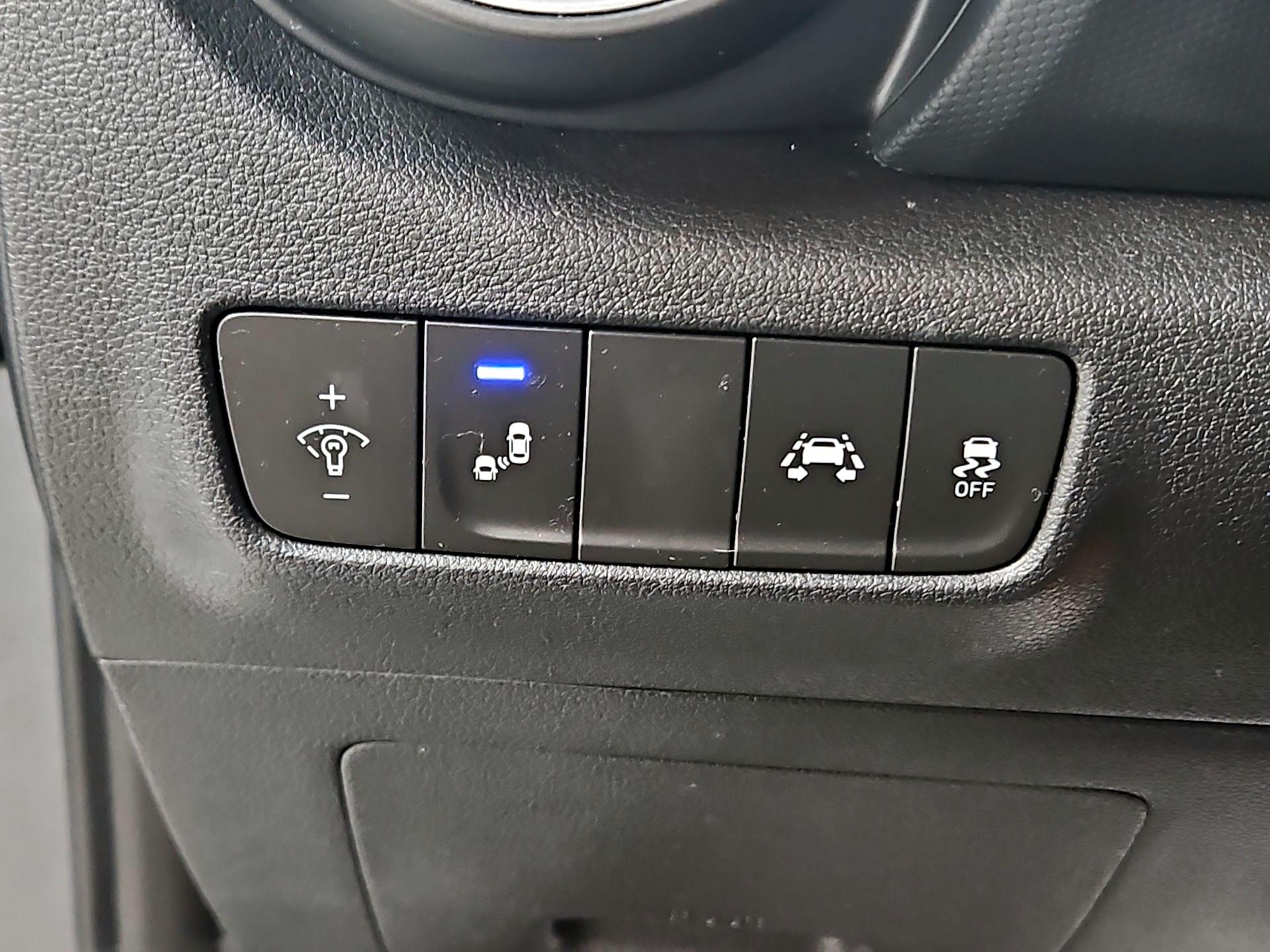 Thumbnail: 2019 Hyundai Kona - 13