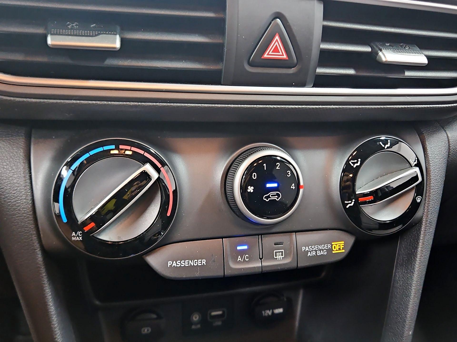 Thumbnail: 2019 Hyundai Kona - 16