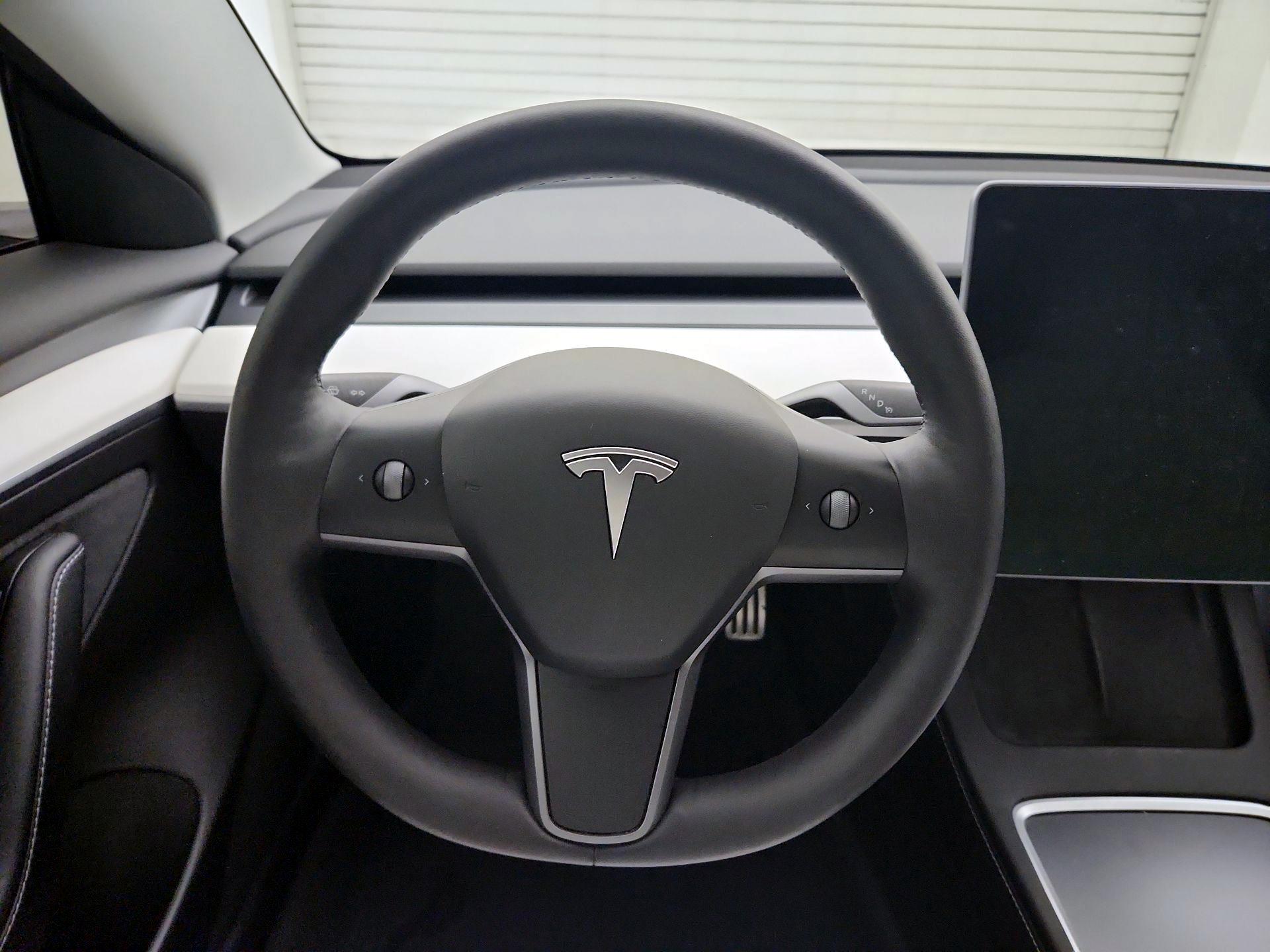 Thumbnail: 2022 Tesla Model 3 - 10
