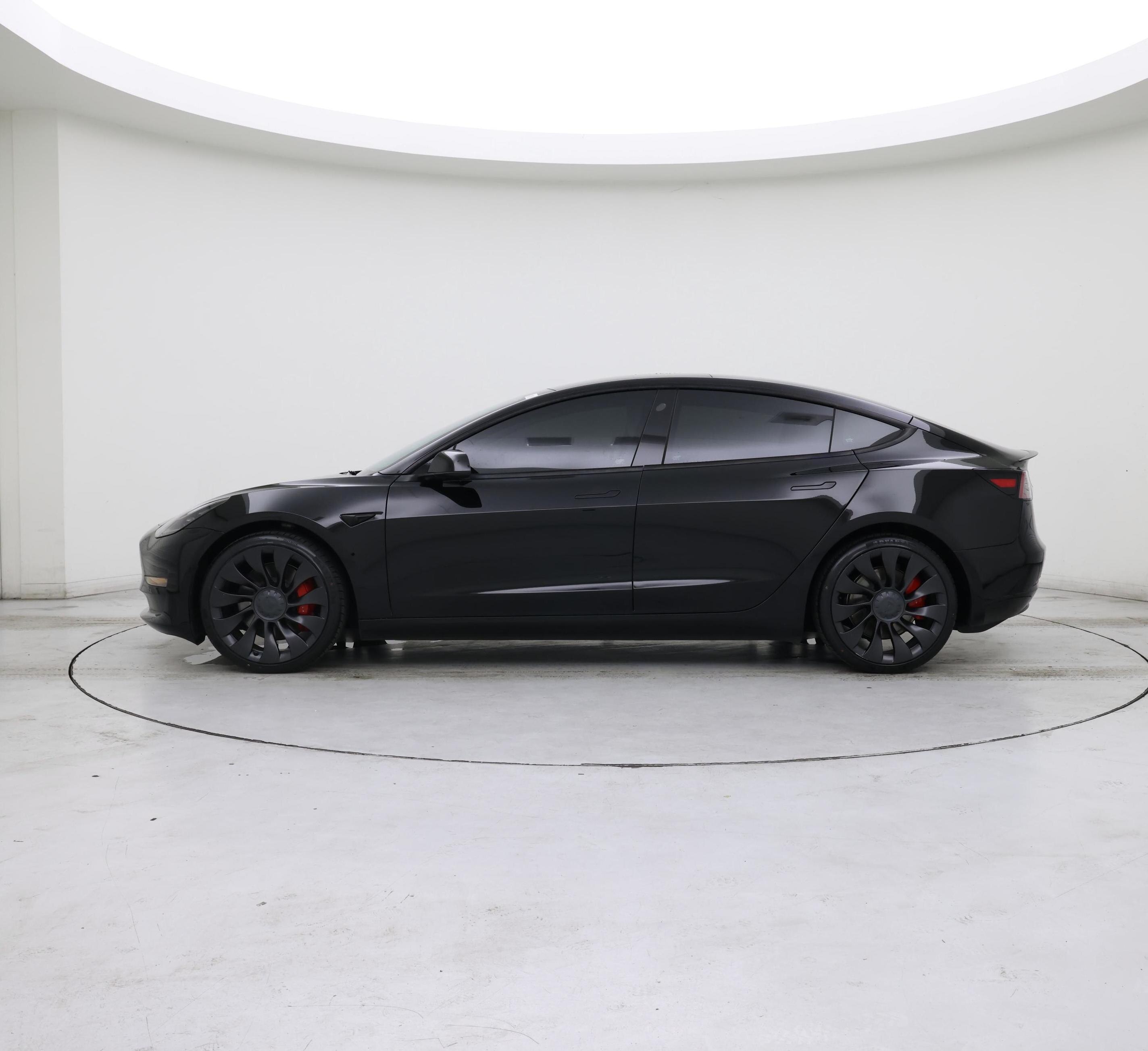 Thumbnail: 2022 Tesla Model 3 - 3