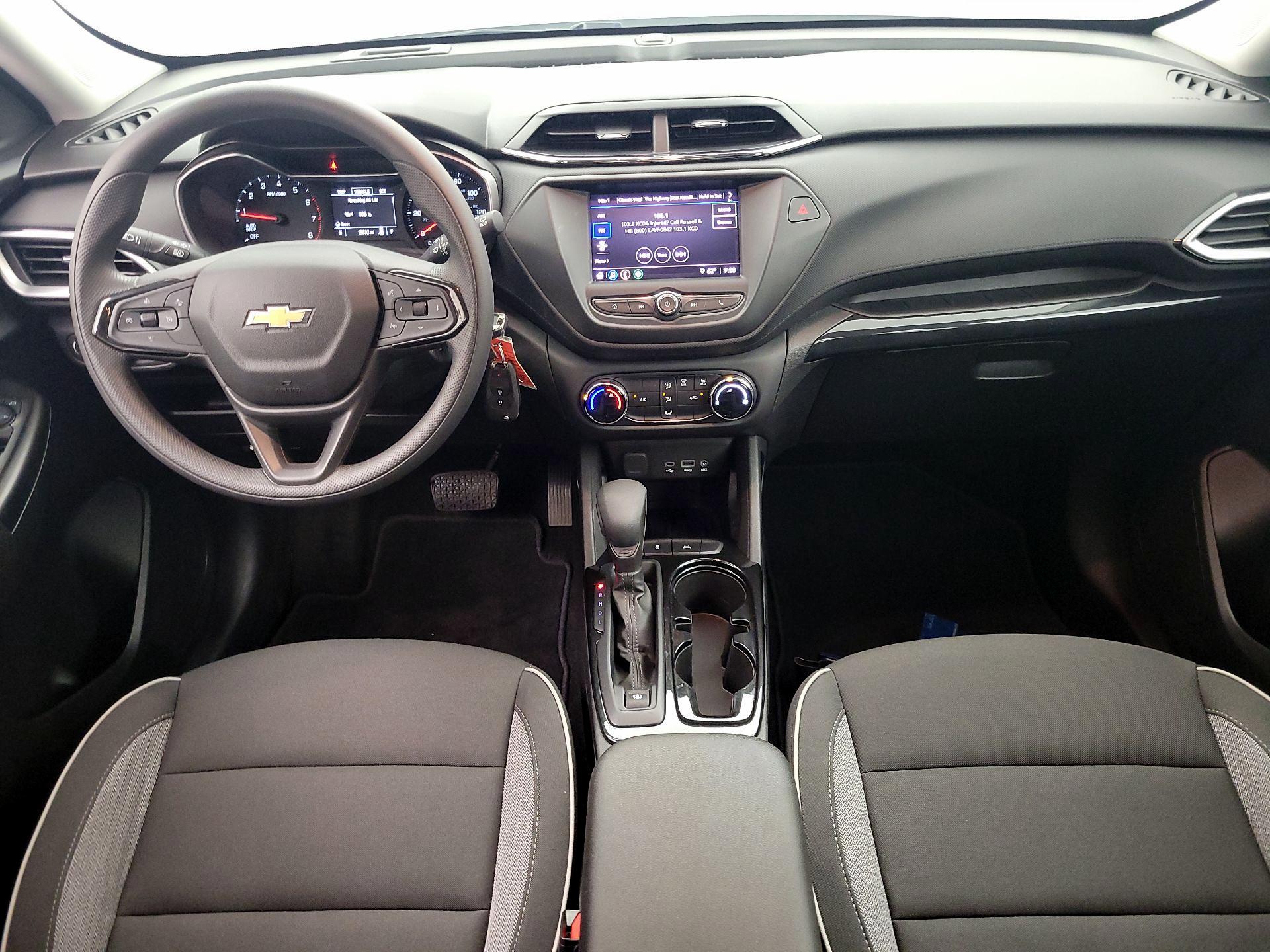 Thumbnail: 2023 Chevrolet TrailBlazer - 9