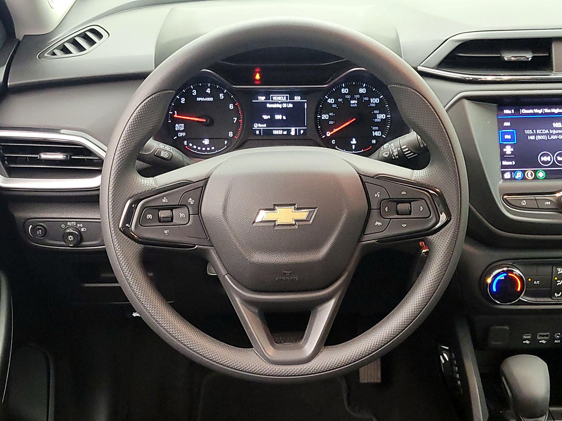 Thumbnail: 2023 Chevrolet TrailBlazer - 10