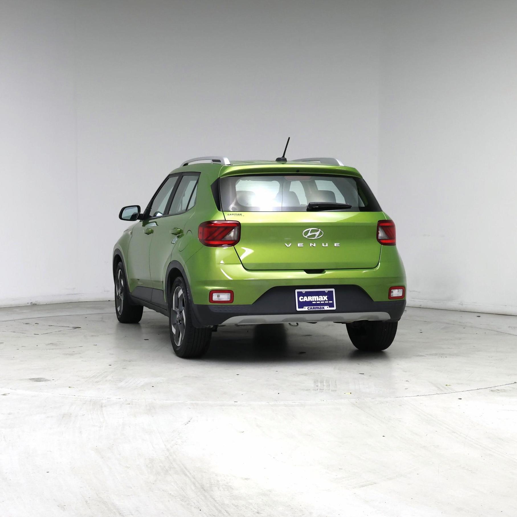Thumbnail: 2023 Hyundai Venue - 6