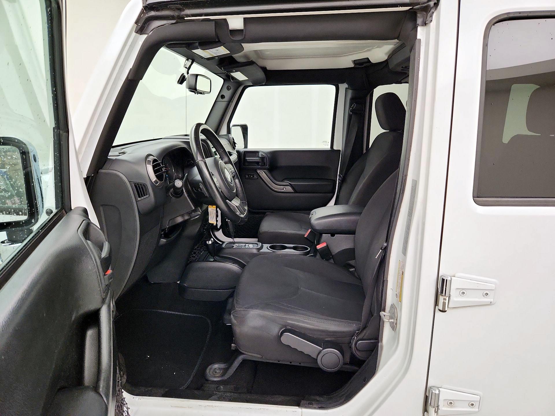 Thumbnail: 2018 Jeep Wrangler - 11