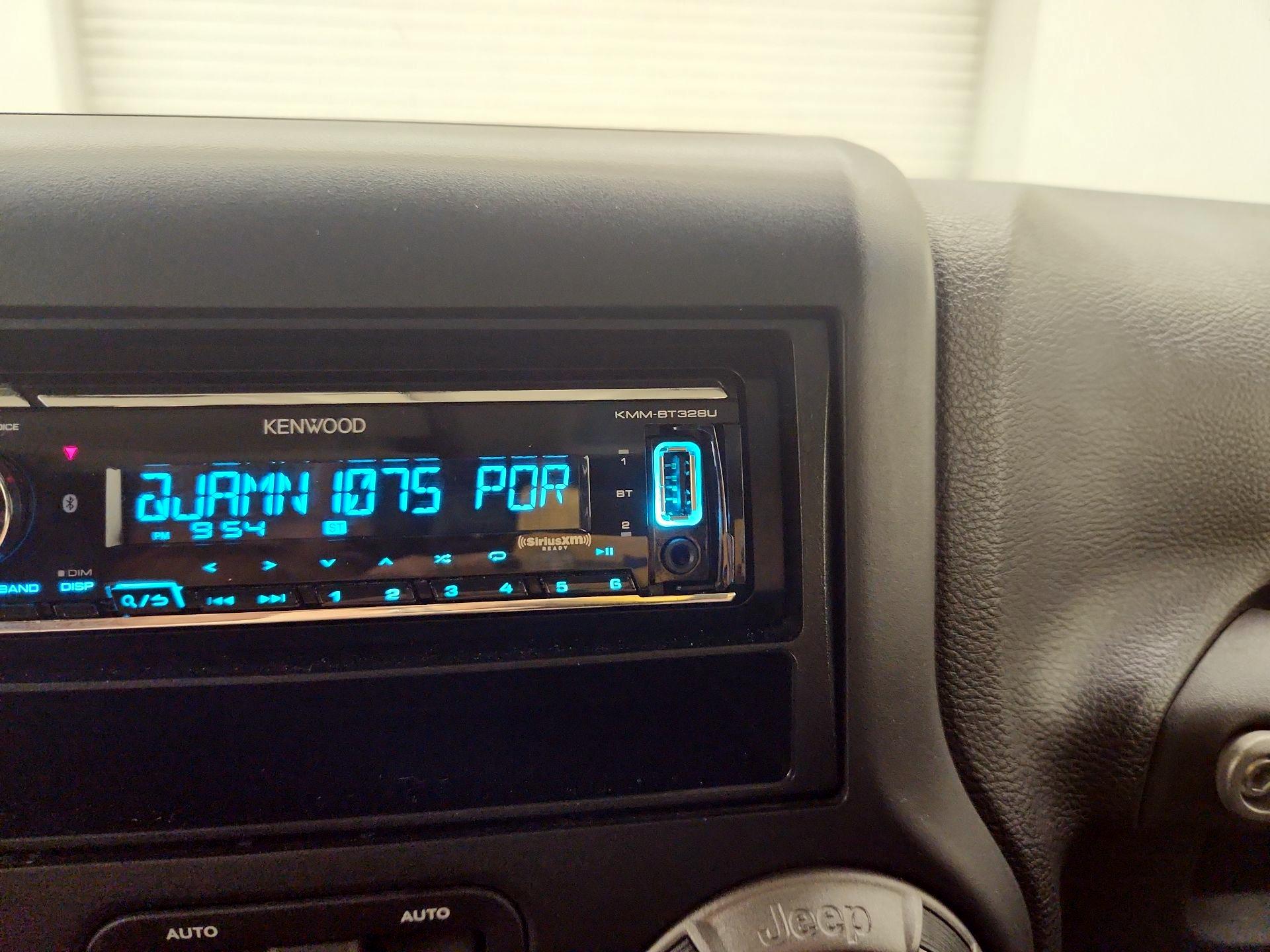 Thumbnail: 2018 Jeep Wrangler - 16