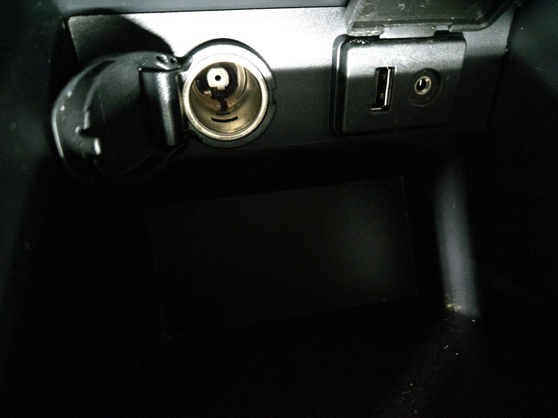 Thumbnail: 2013 Nissan Sentra - 19
