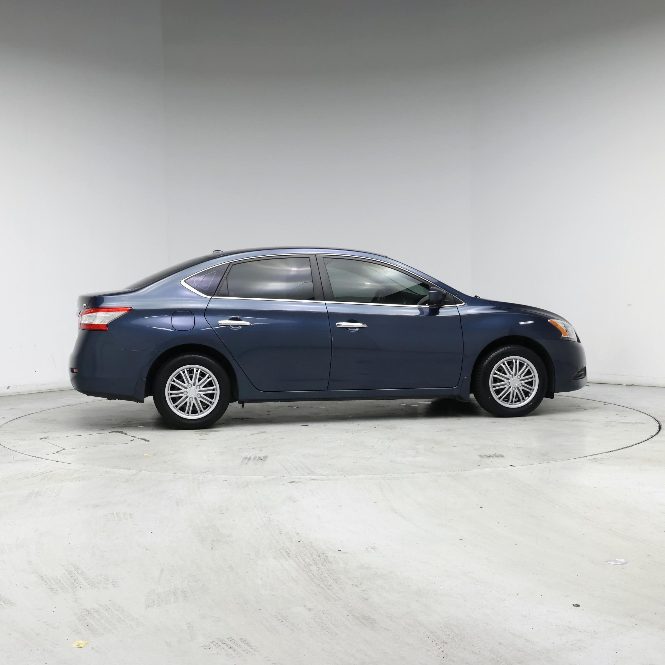 Thumbnail: 2013 Nissan Sentra - 7