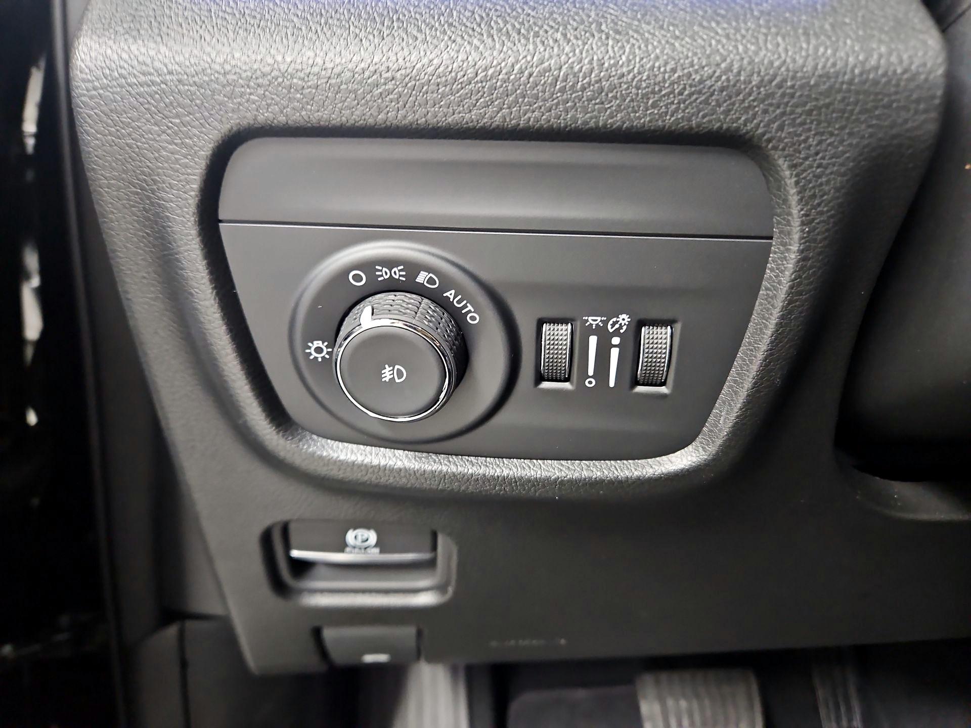 Thumbnail: 2024 Jeep Grand Cherokee L - 13