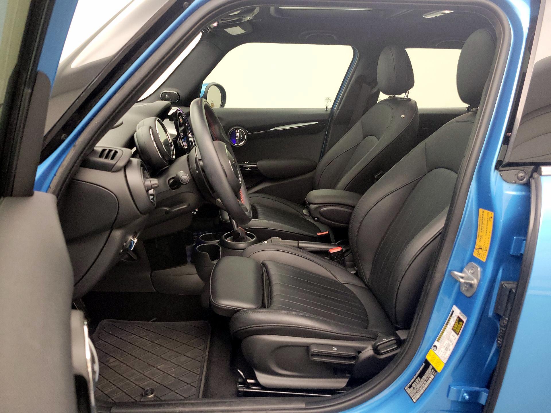 Thumbnail: 2019 MINI Cooper Hardtop - 11