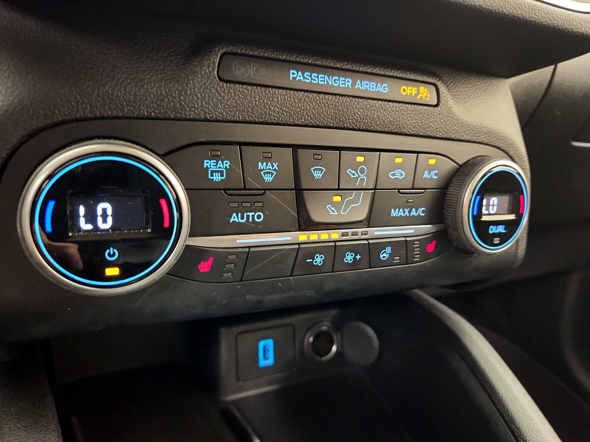 Thumbnail: 2020 Ford Escape - 17