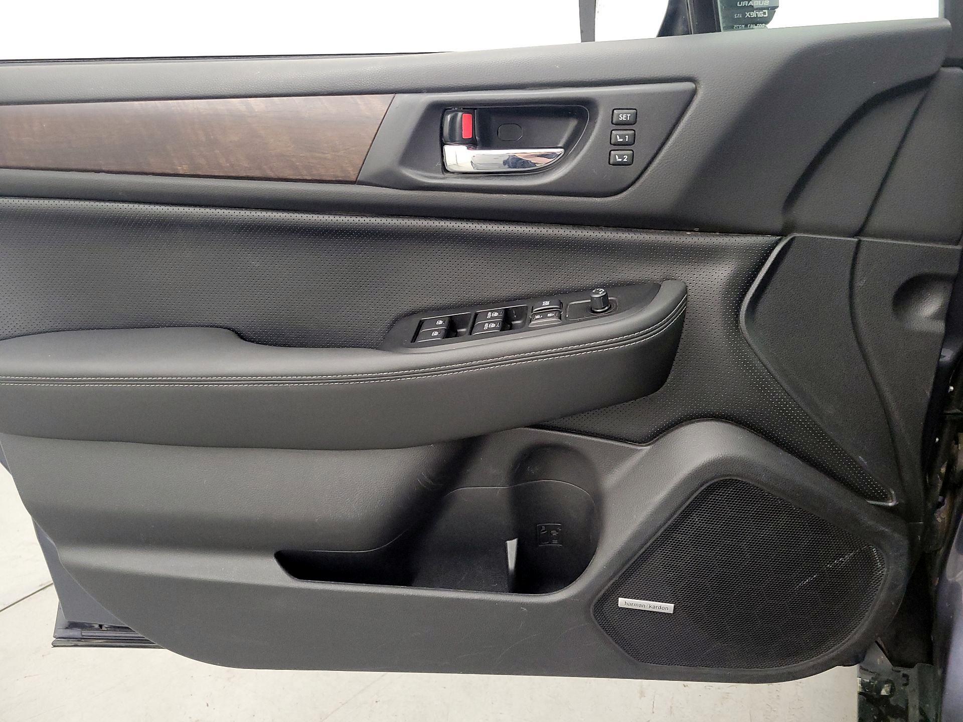 Thumbnail: 2015 Subaru Outback - 12