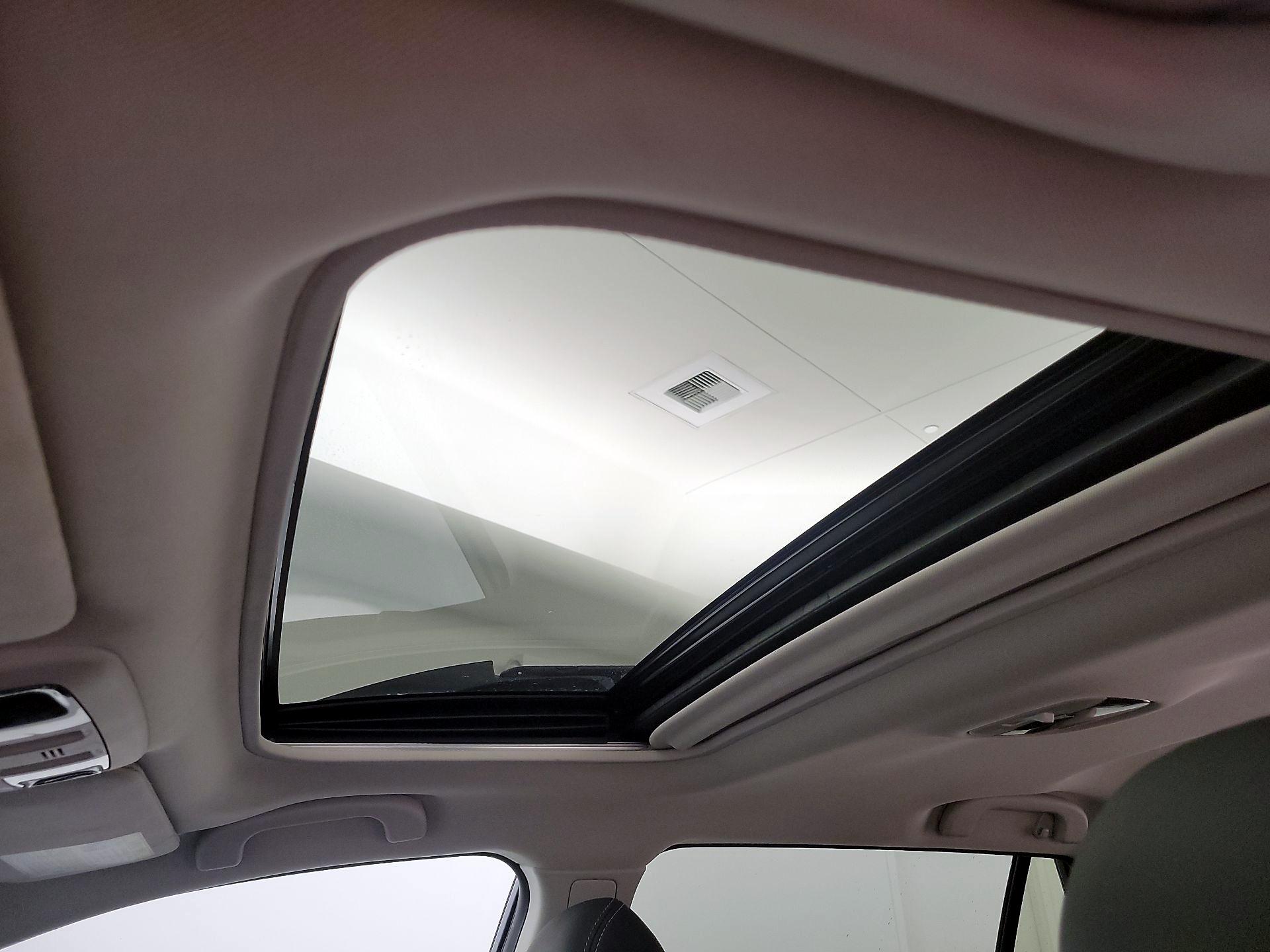 Thumbnail: 2015 Subaru Outback - 20