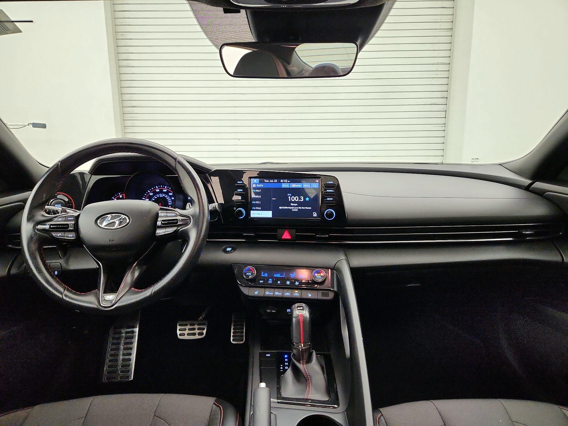 Thumbnail: 2022 Hyundai Elantra - 9