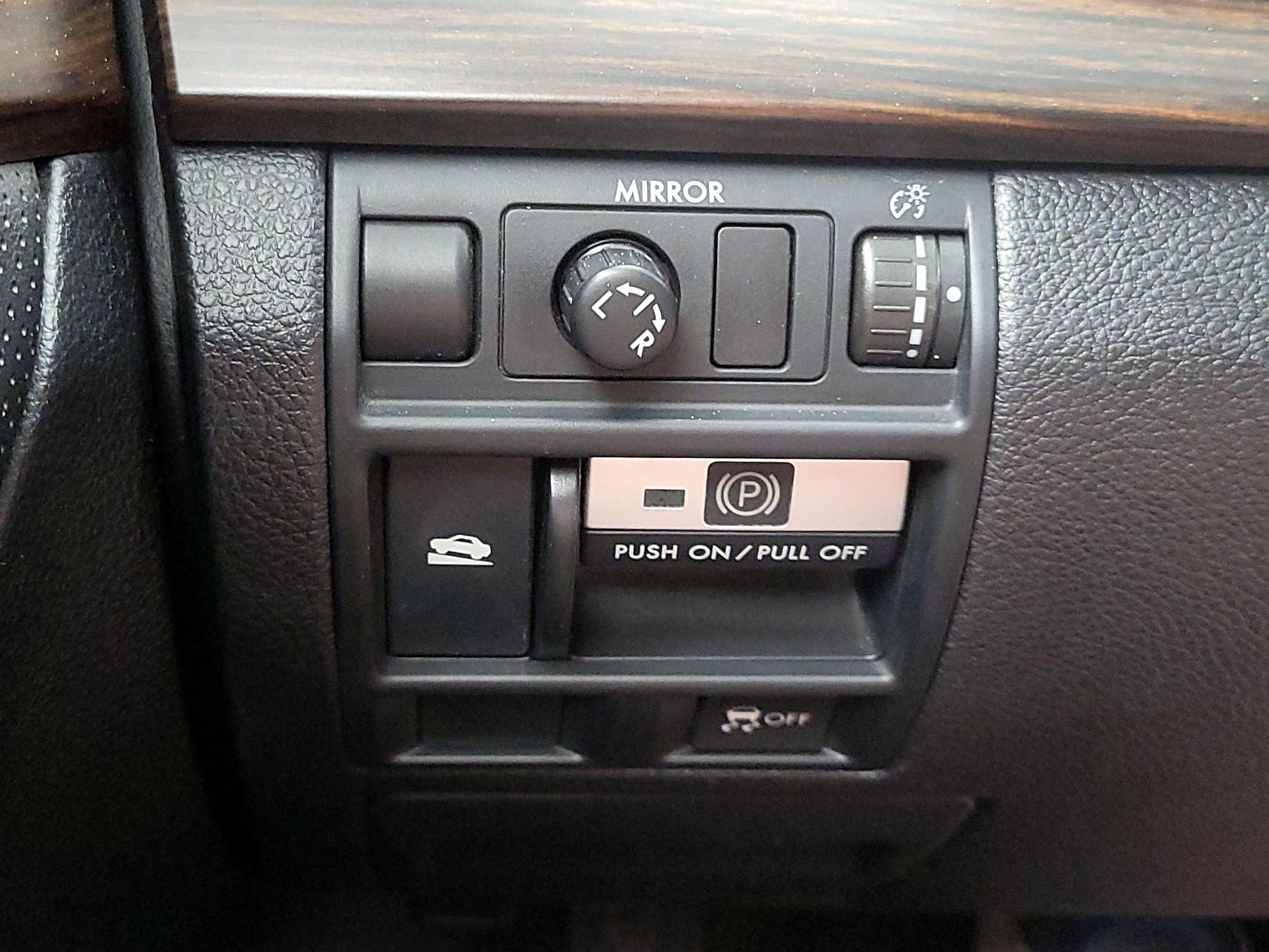 Thumbnail: 2013 Subaru Outback - 13