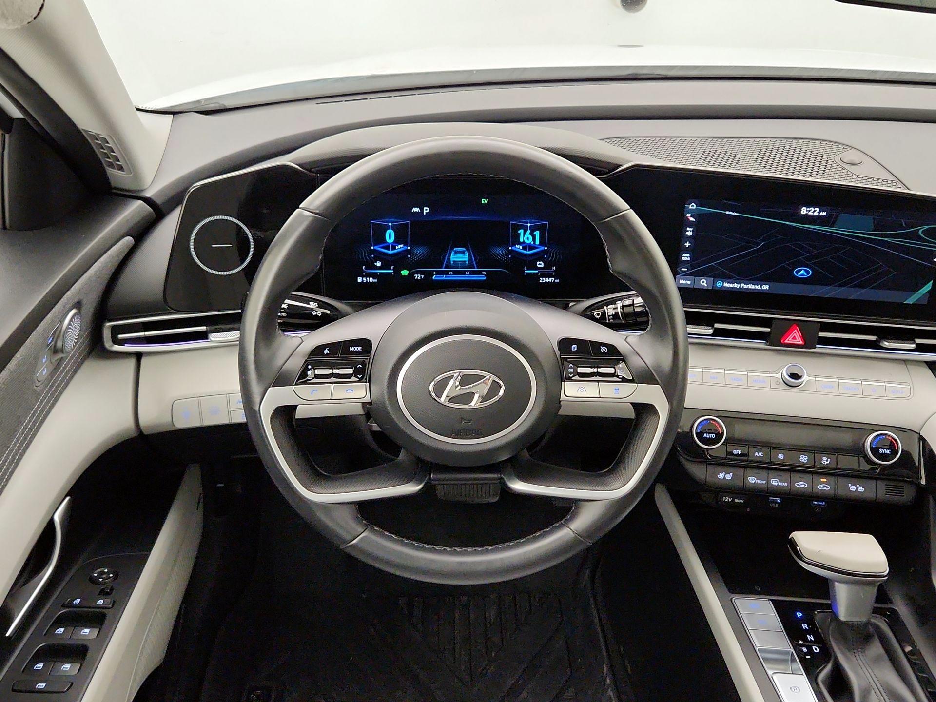 Thumbnail: 2023 Hyundai Elantra - 10