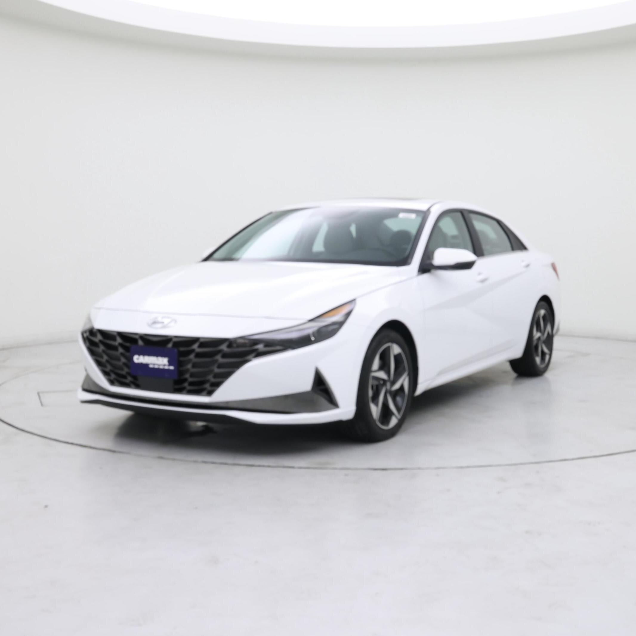 Thumbnail: 2023 Hyundai Elantra - 4