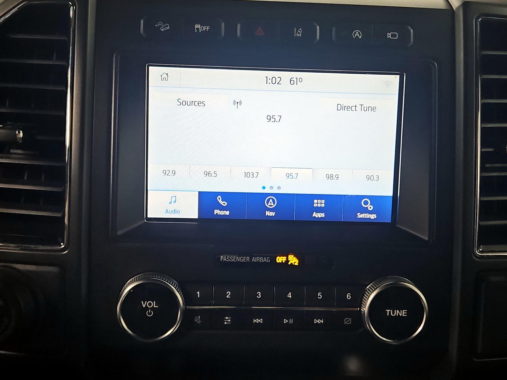 Thumbnail: 2020 Ford Expedition - 16