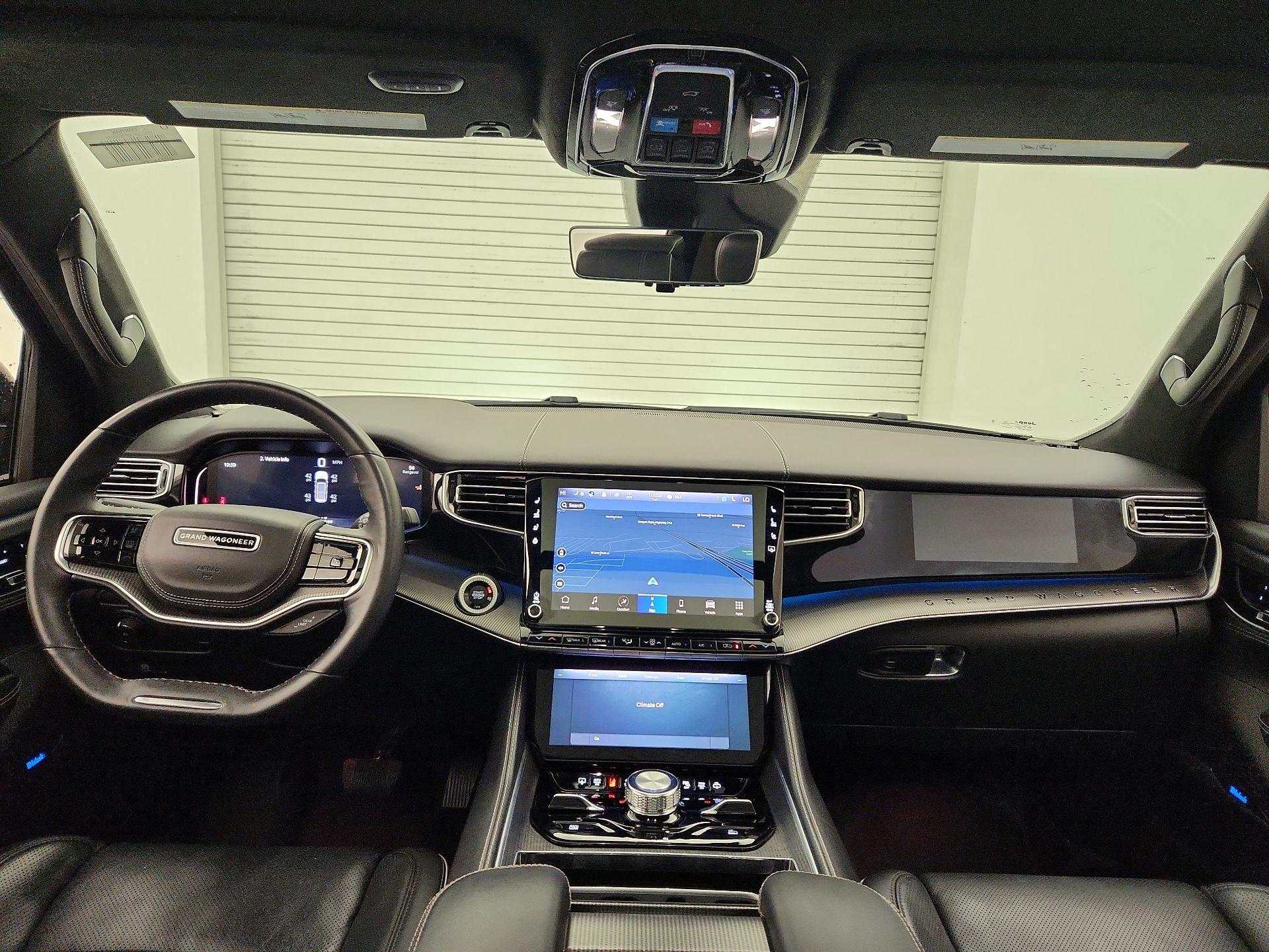 Thumbnail: 2023 Jeep Grand Wagoneer - 9