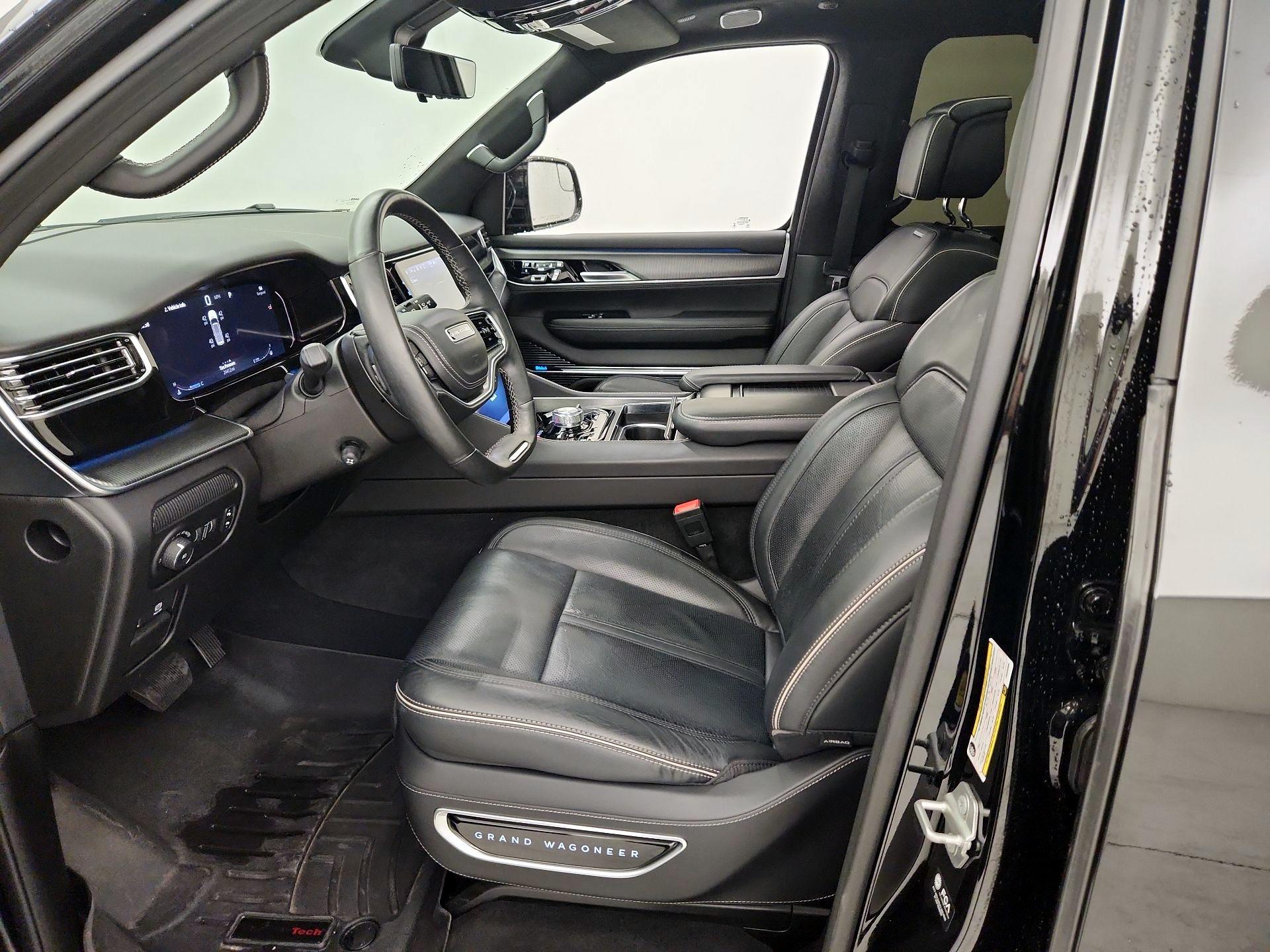Thumbnail: 2023 Jeep Grand Wagoneer - 11