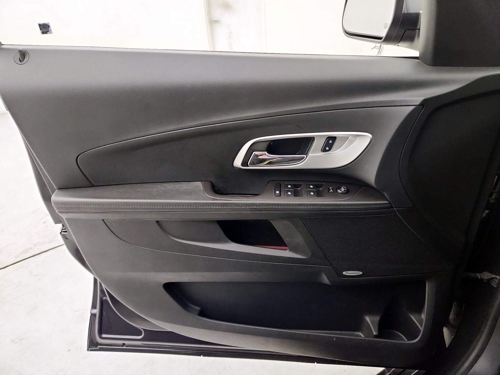 Thumbnail: 2016 Chevrolet Equinox - 12