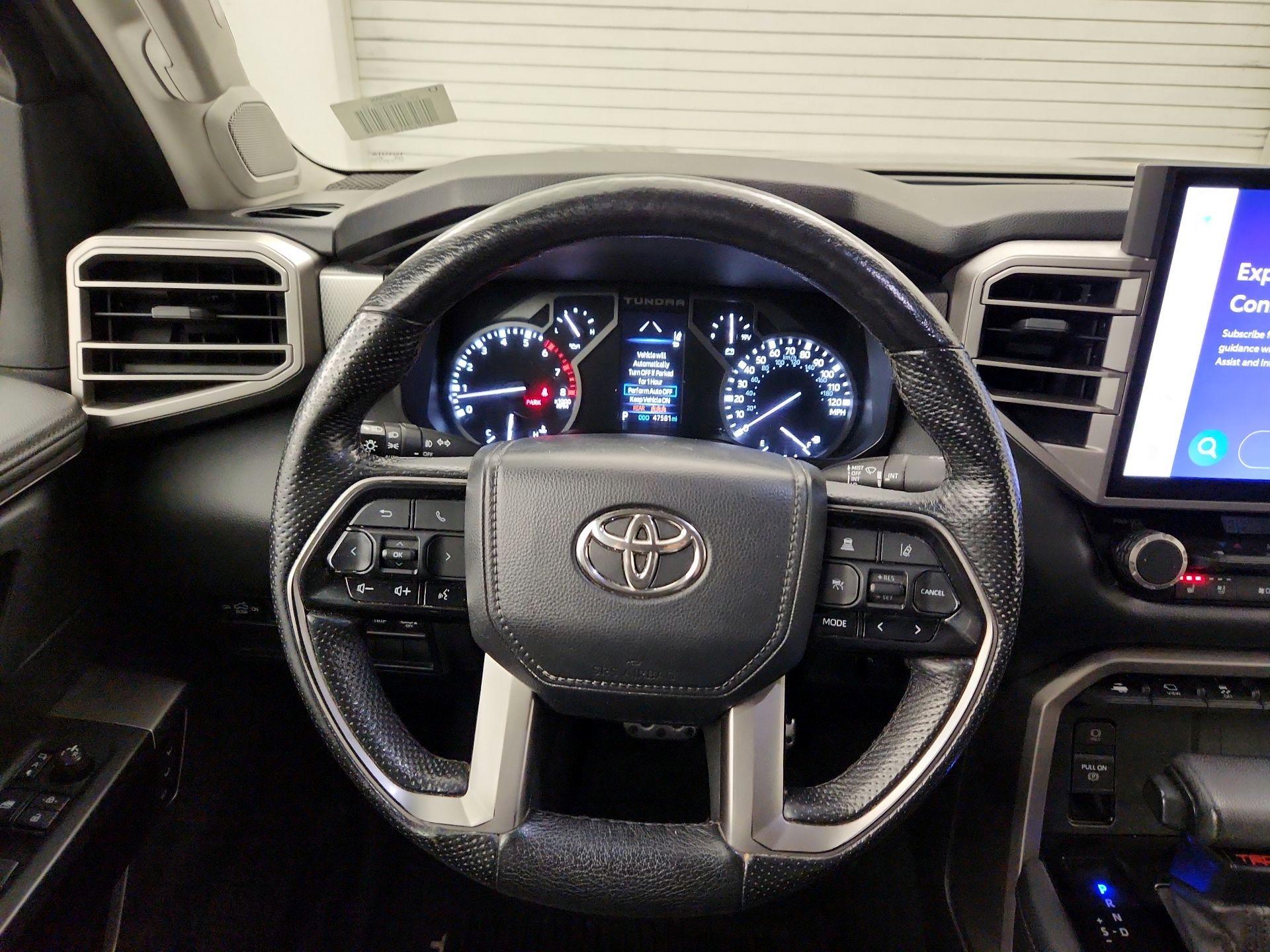 Thumbnail: 2022 Toyota Tundra - 10