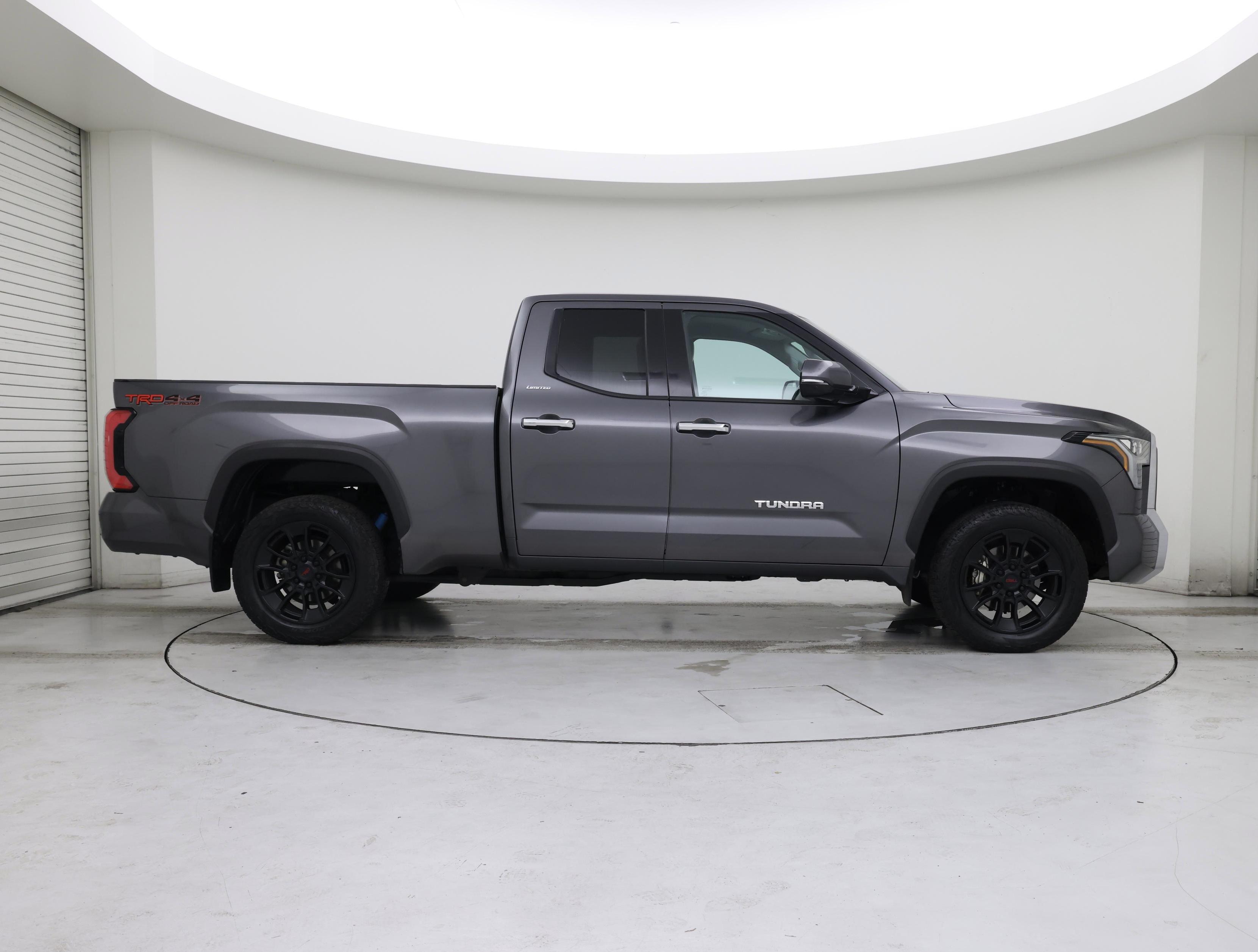 Thumbnail: 2022 Toyota Tundra - 7