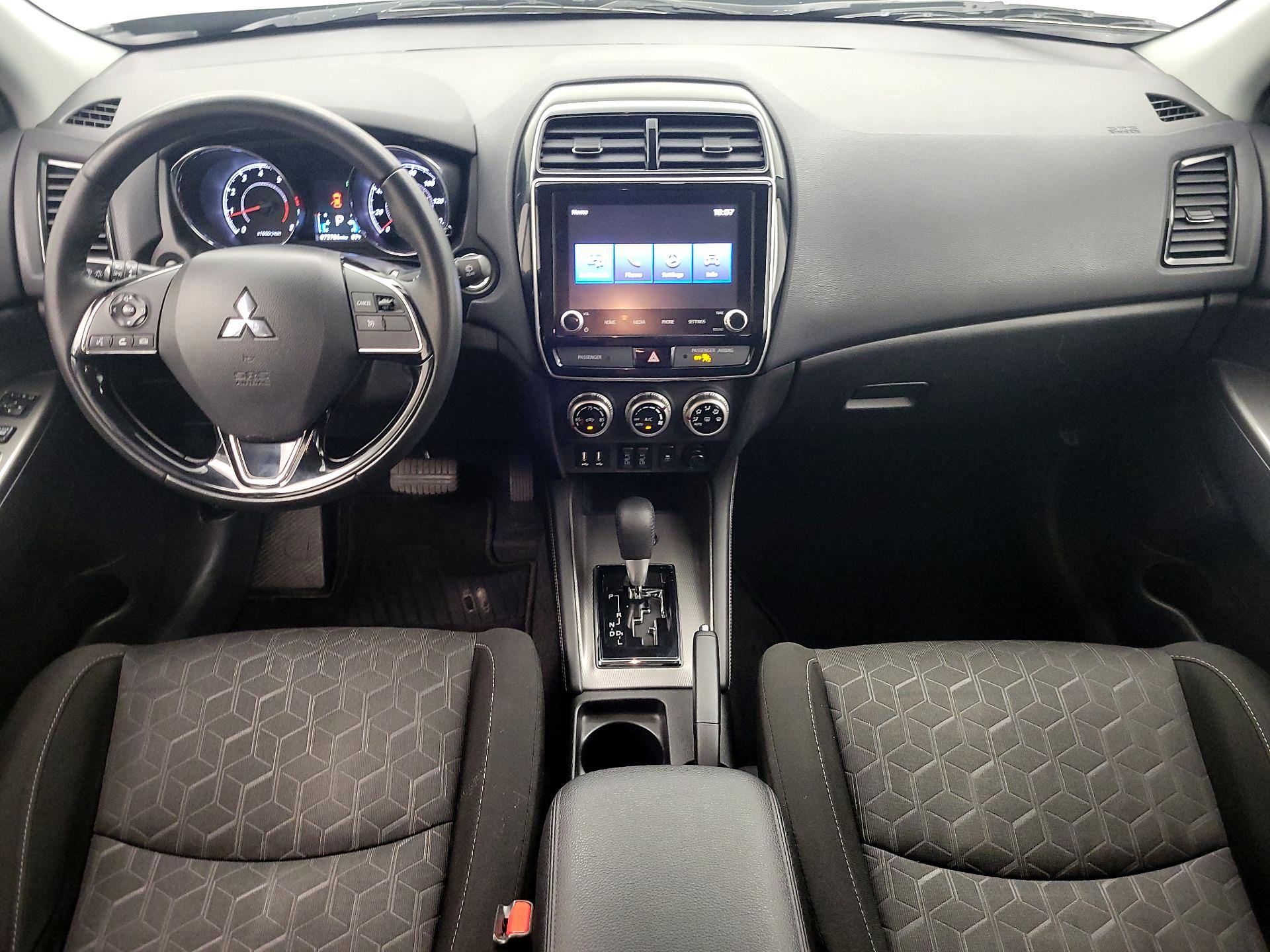 Thumbnail: 2020 Mitsubishi Outlander Sport - 9