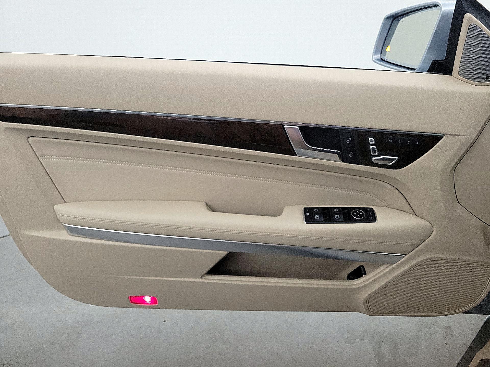 Thumbnail: 2015 Mercedes-Benz E-Class - 12