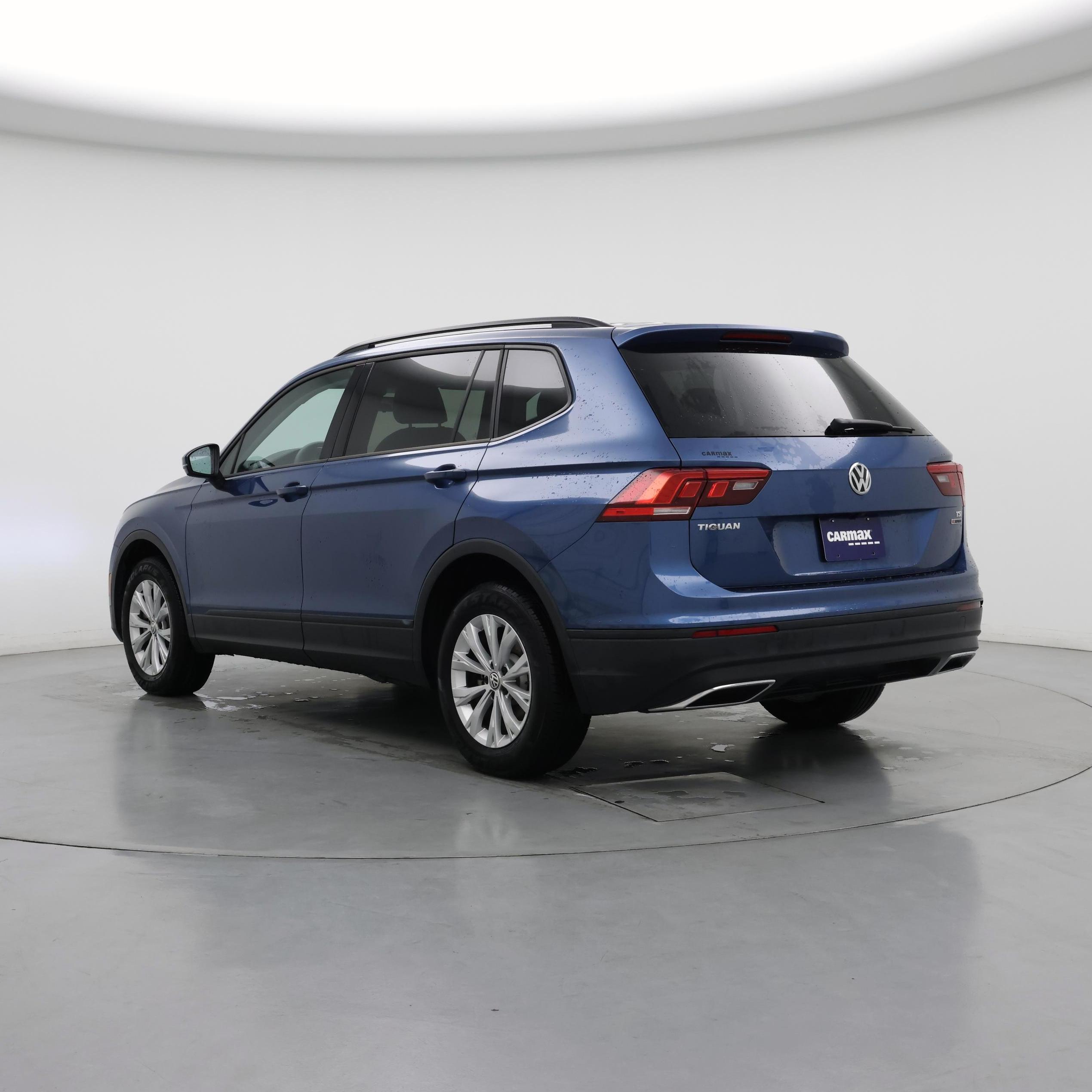 Thumbnail: 2018 Volkswagen Tiguan - 2
