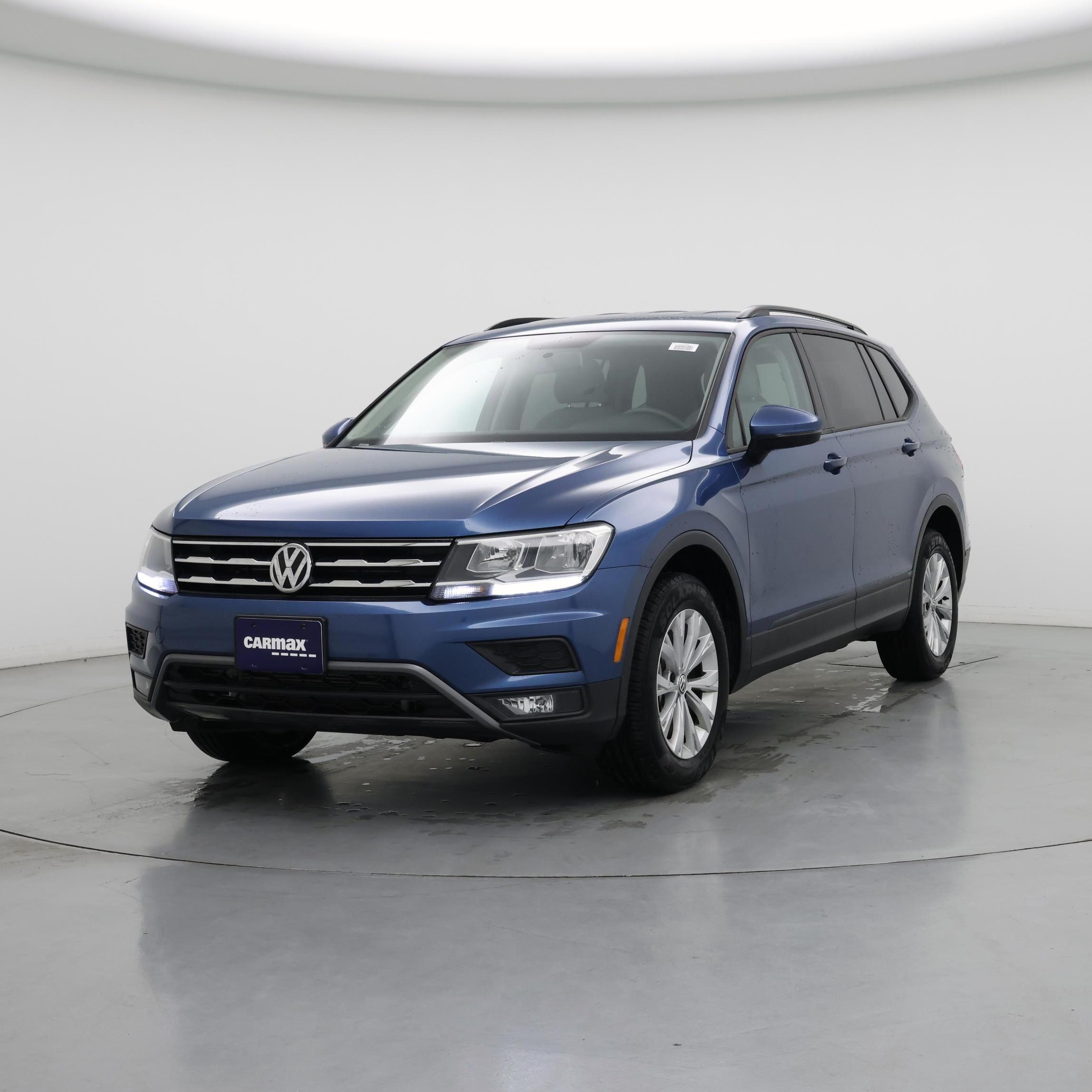 Thumbnail: 2018 Volkswagen Tiguan - 4