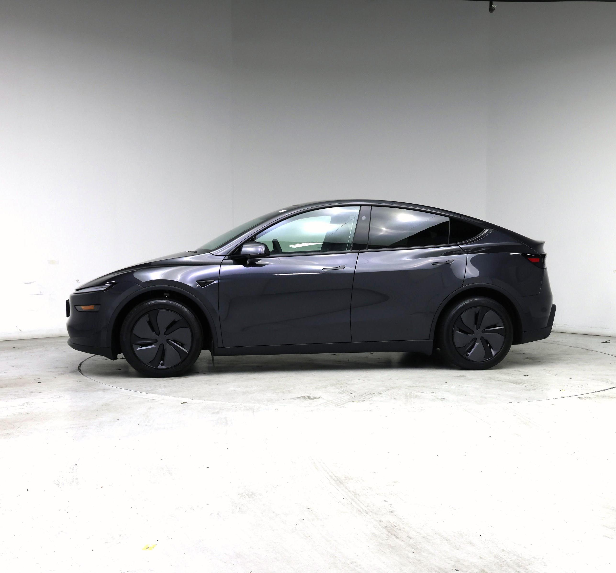 Thumbnail: 2026 Tesla Model Y - 3