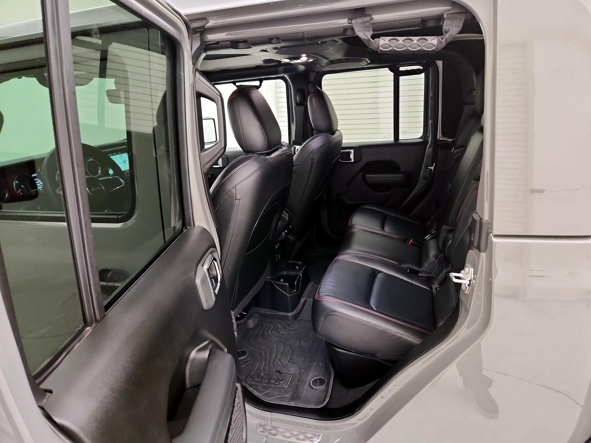 Thumbnail: 2023 Jeep Gladiator - 20