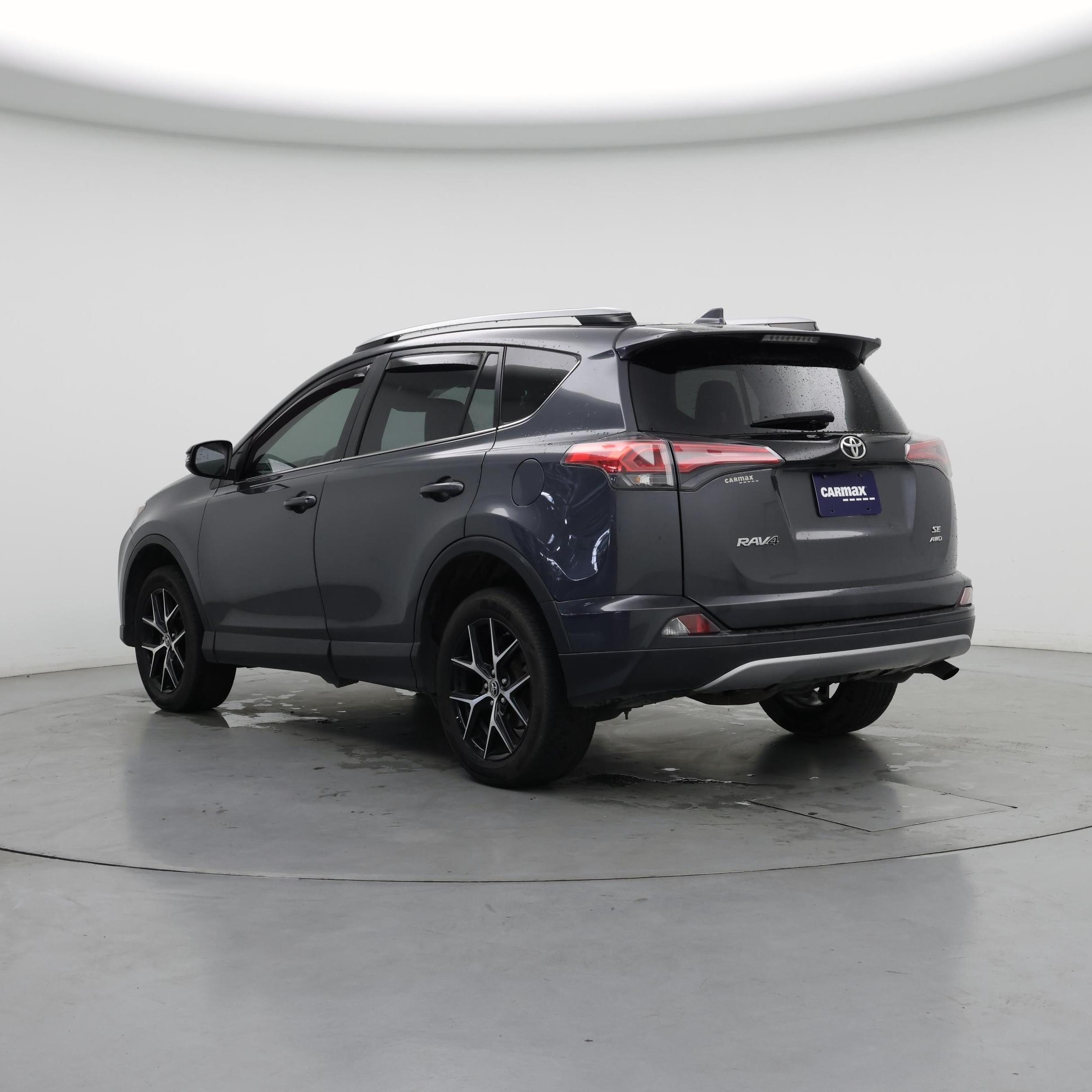 Thumbnail: 2018 Toyota RAV4 - 2